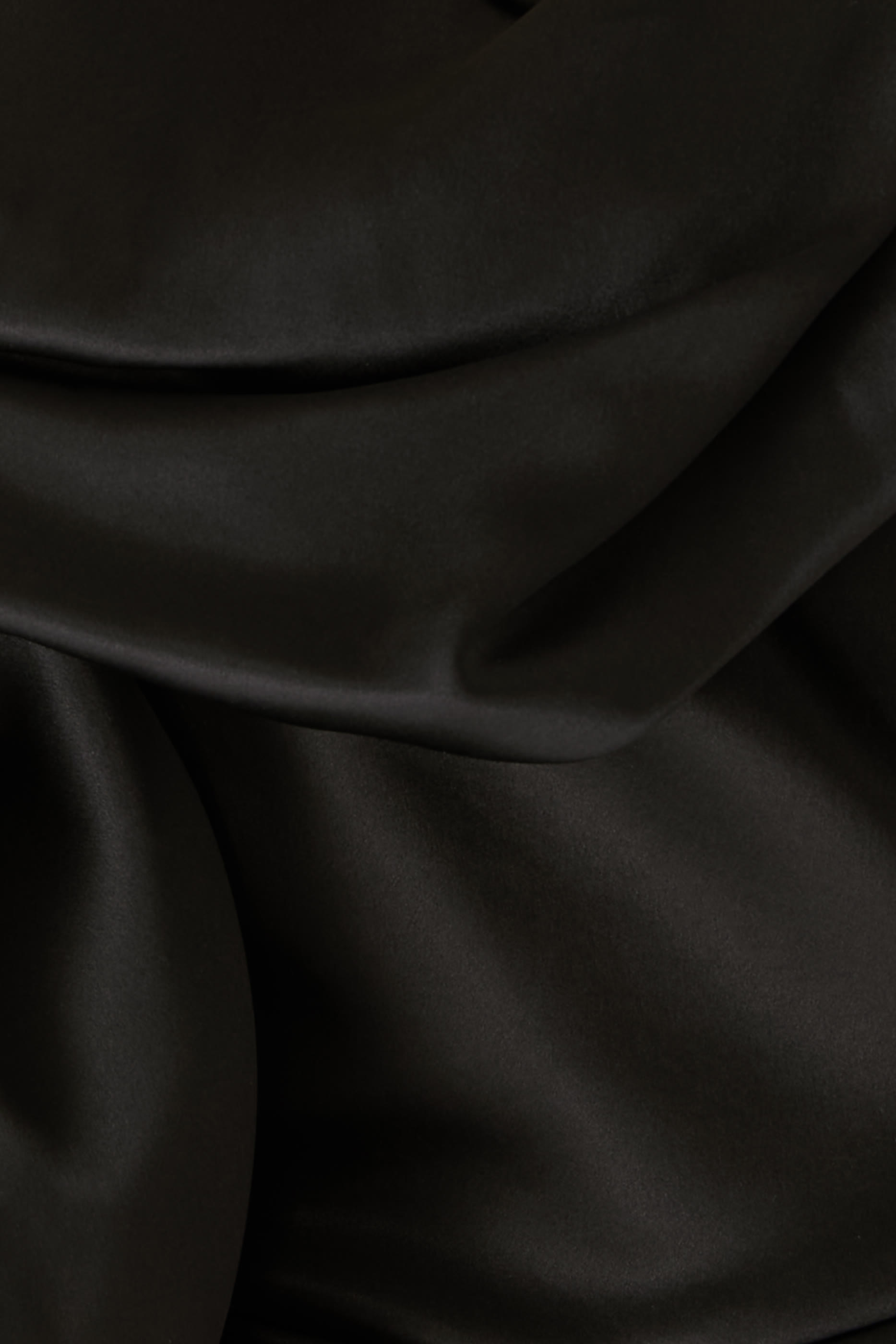  فستان طويل حرير