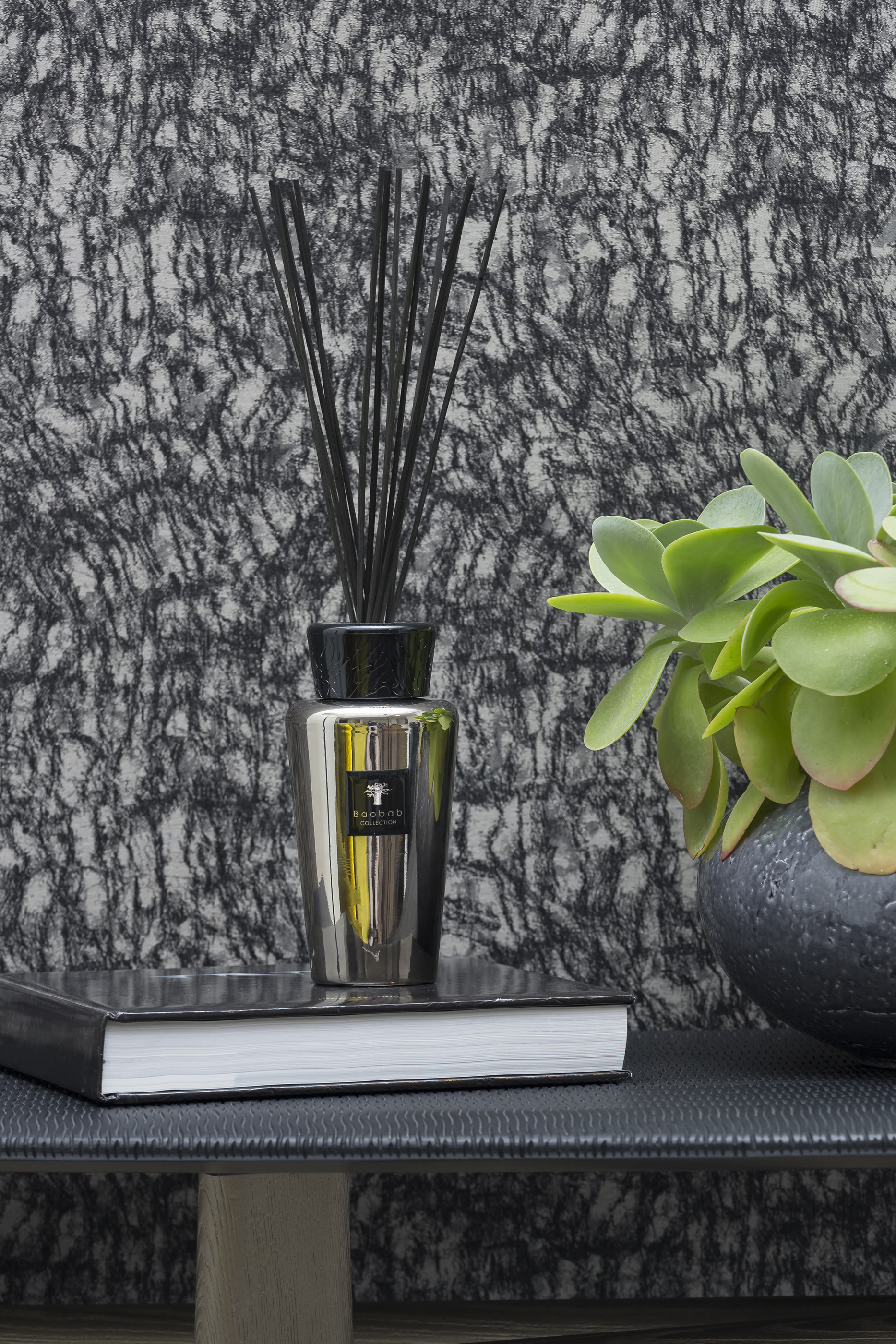 موزع عطر باو لودج بلاتينوم