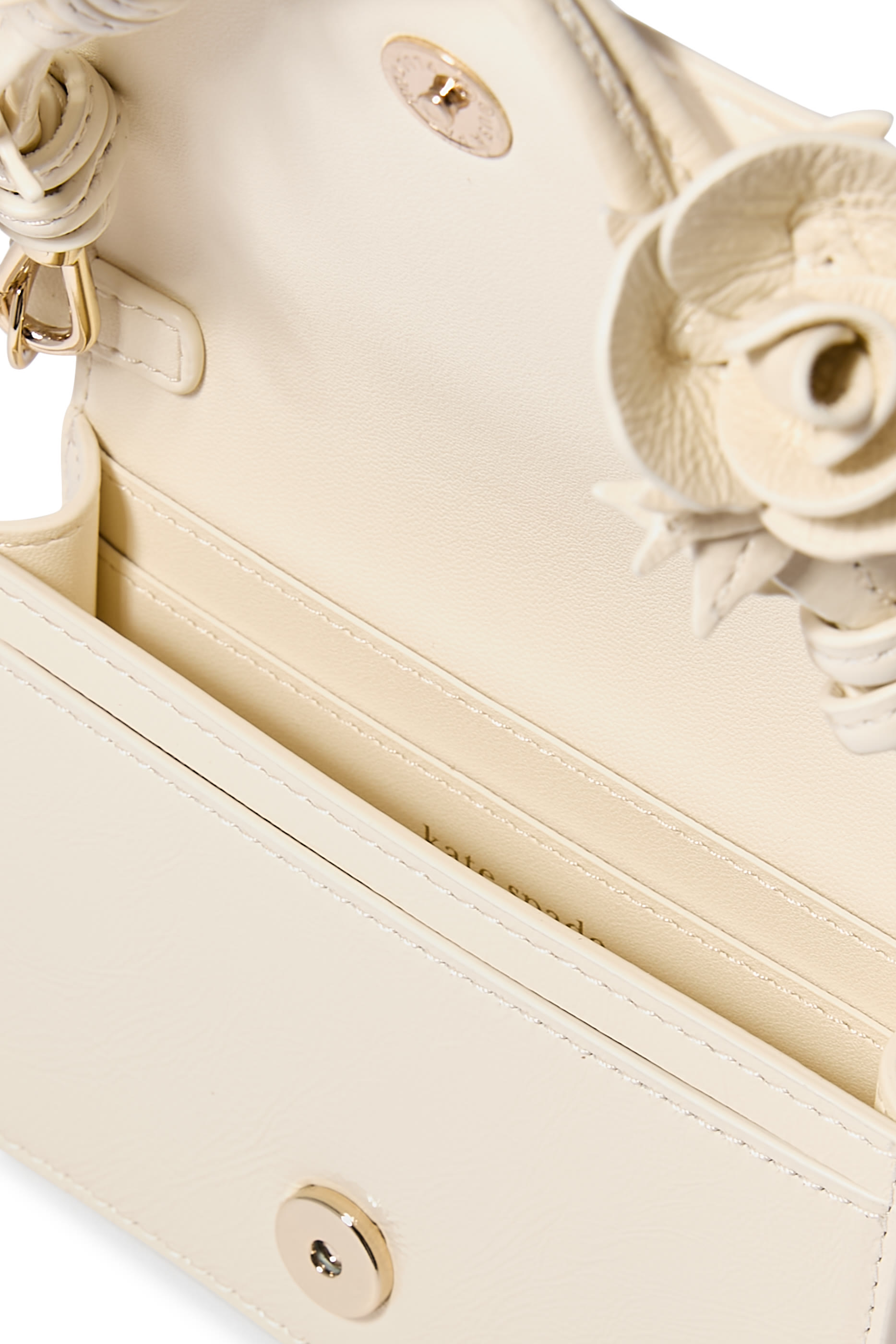 حقيبة بشعار الماركة جلد