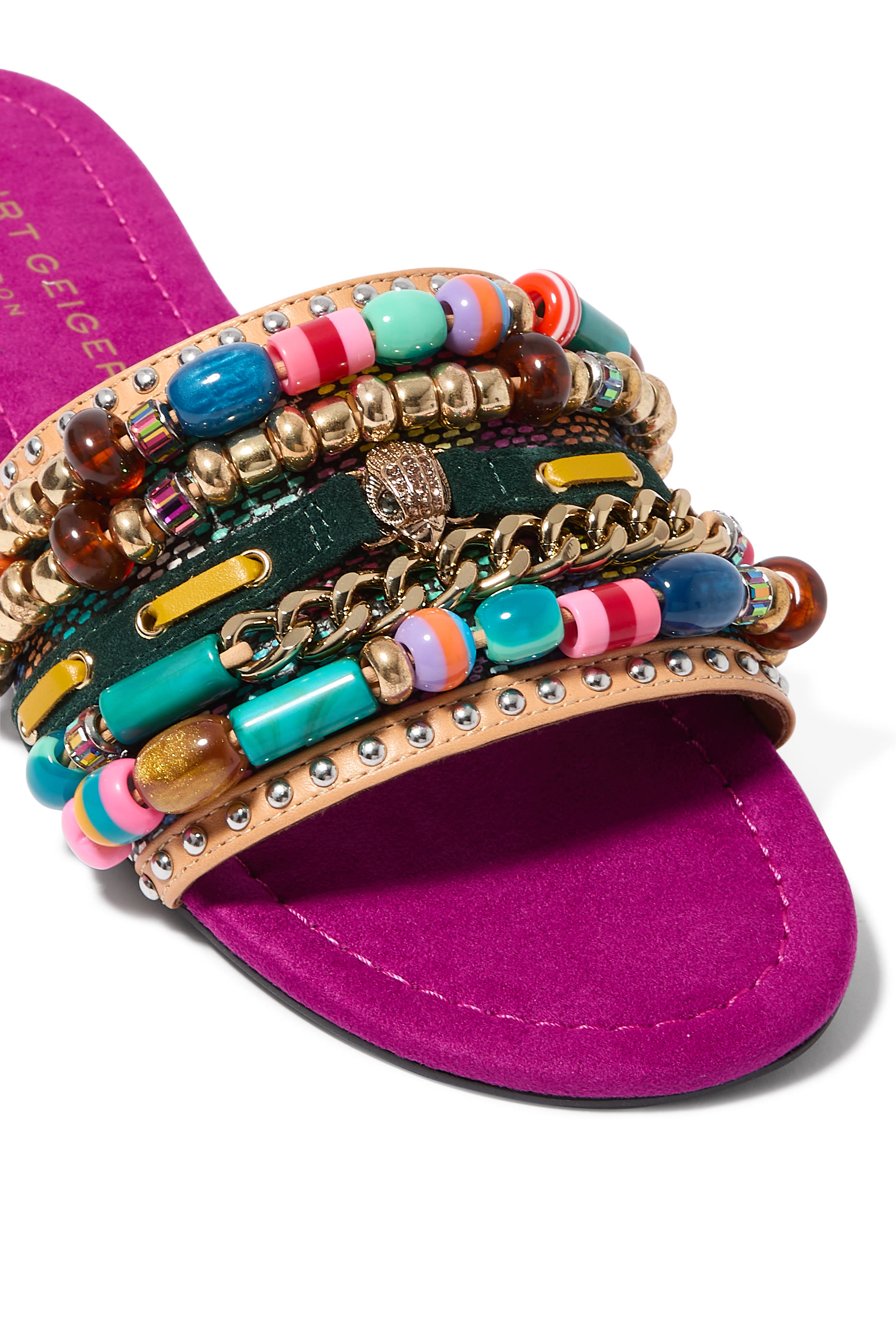 حذاء ساوثبانك بنعل مسطح مزين بخرز