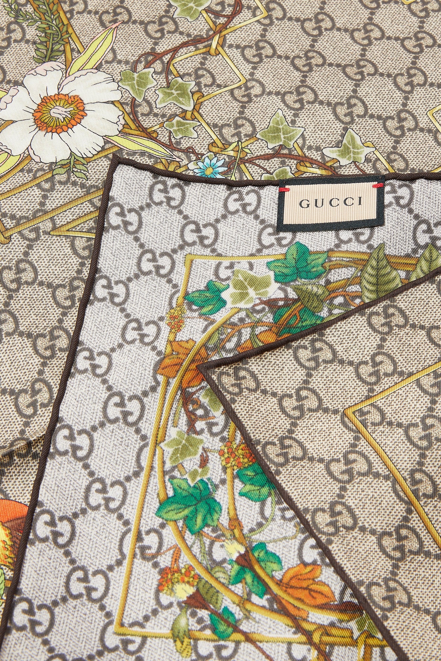 وشاح حرير بطبعات حيوانات وزهور