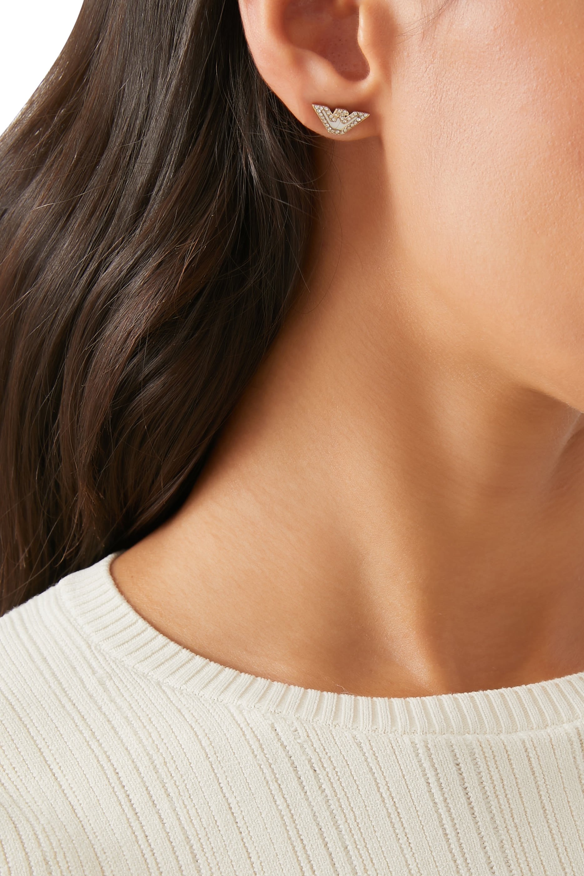 أقراطسنتيمانتل بتصميم شعار الماركة