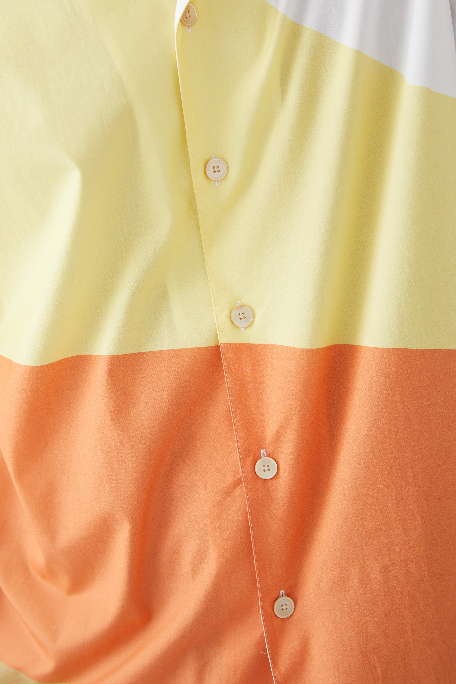 قميص بأكمام قصيرة قطن