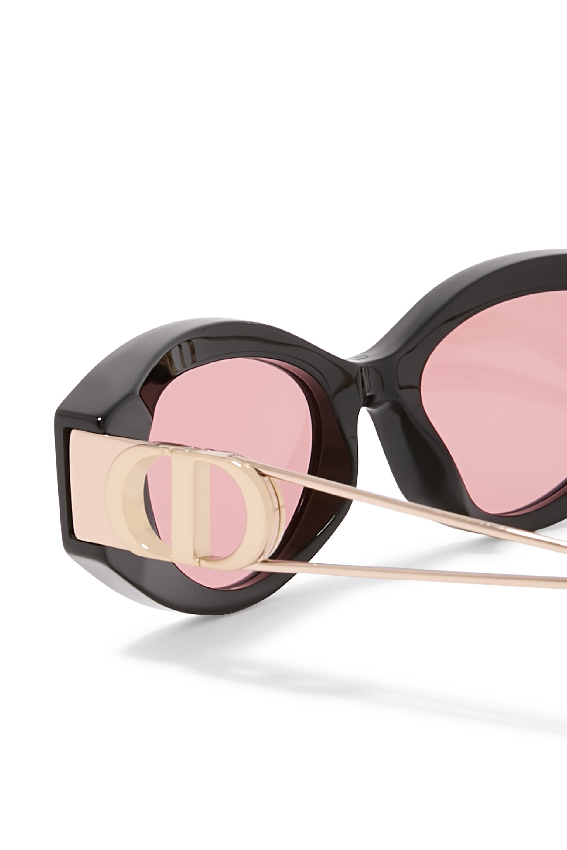 نظارة شمسية 30 مونتين بي 6 اي