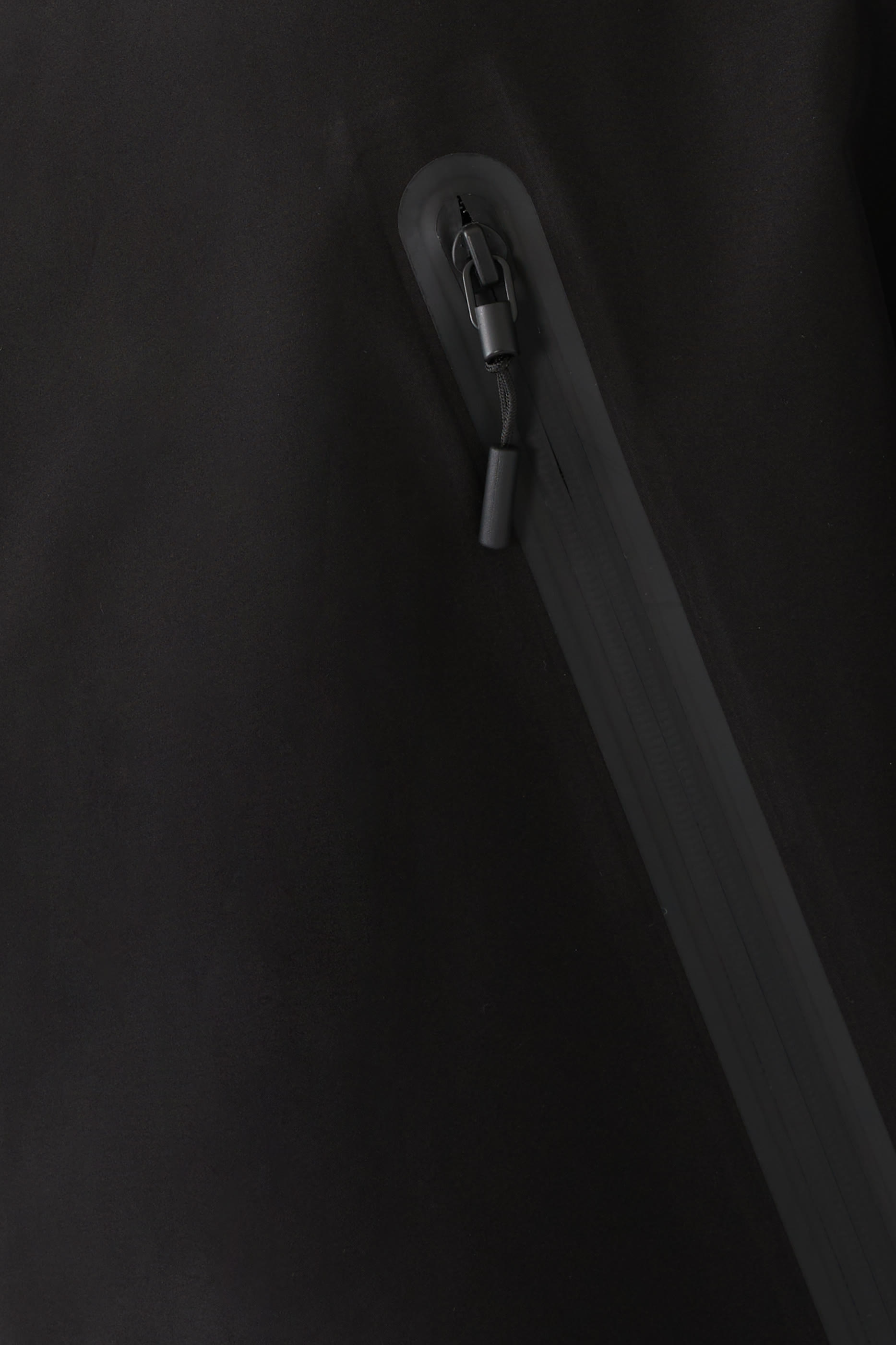 جاكيت بتصميم هودي  في 2 شيل