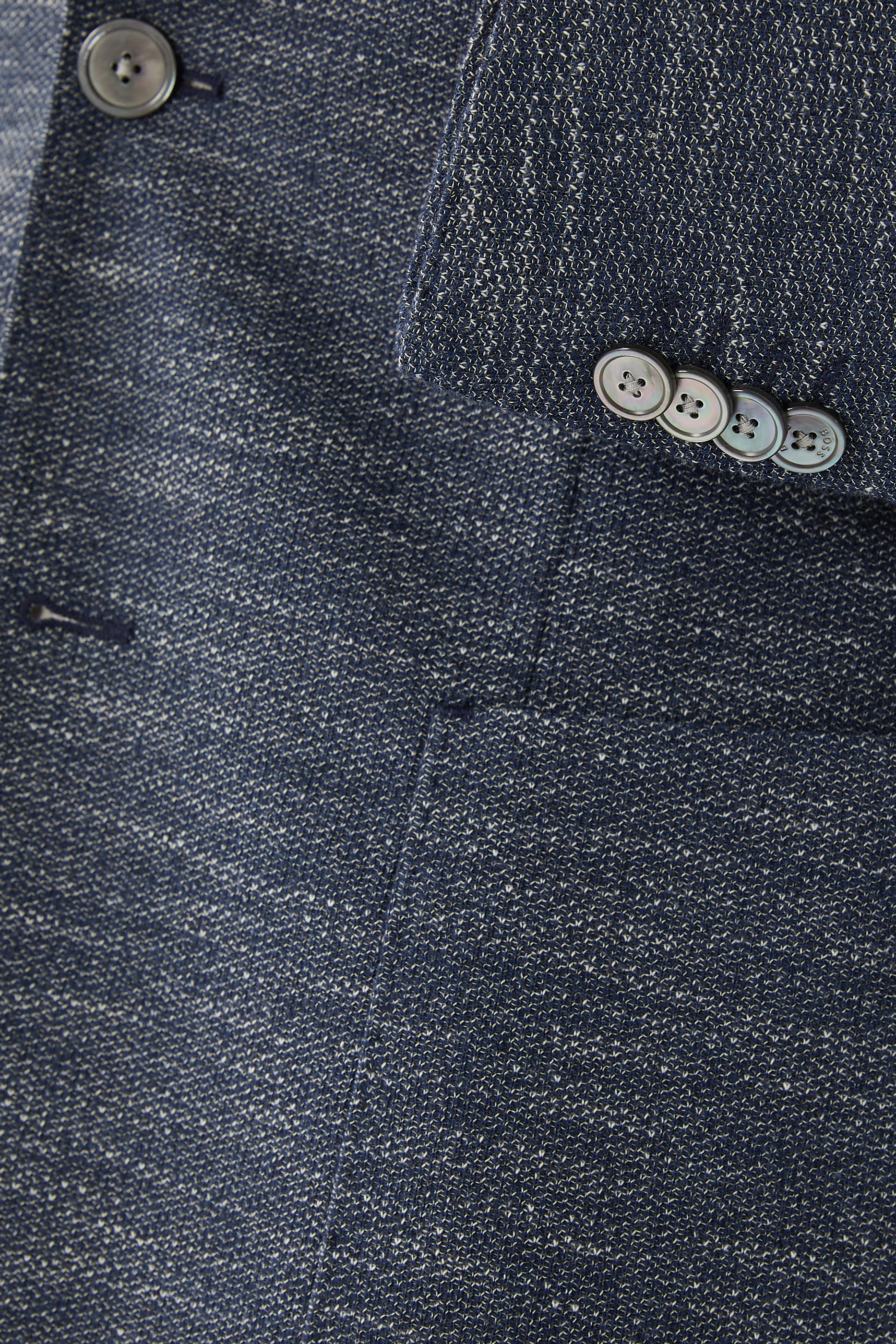 جاكيت جاي إلباو