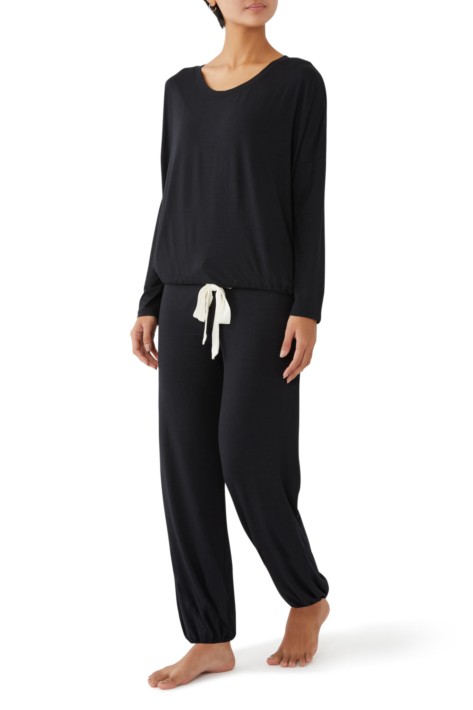 طقم بيجامة جيزيل بقصة مريحة