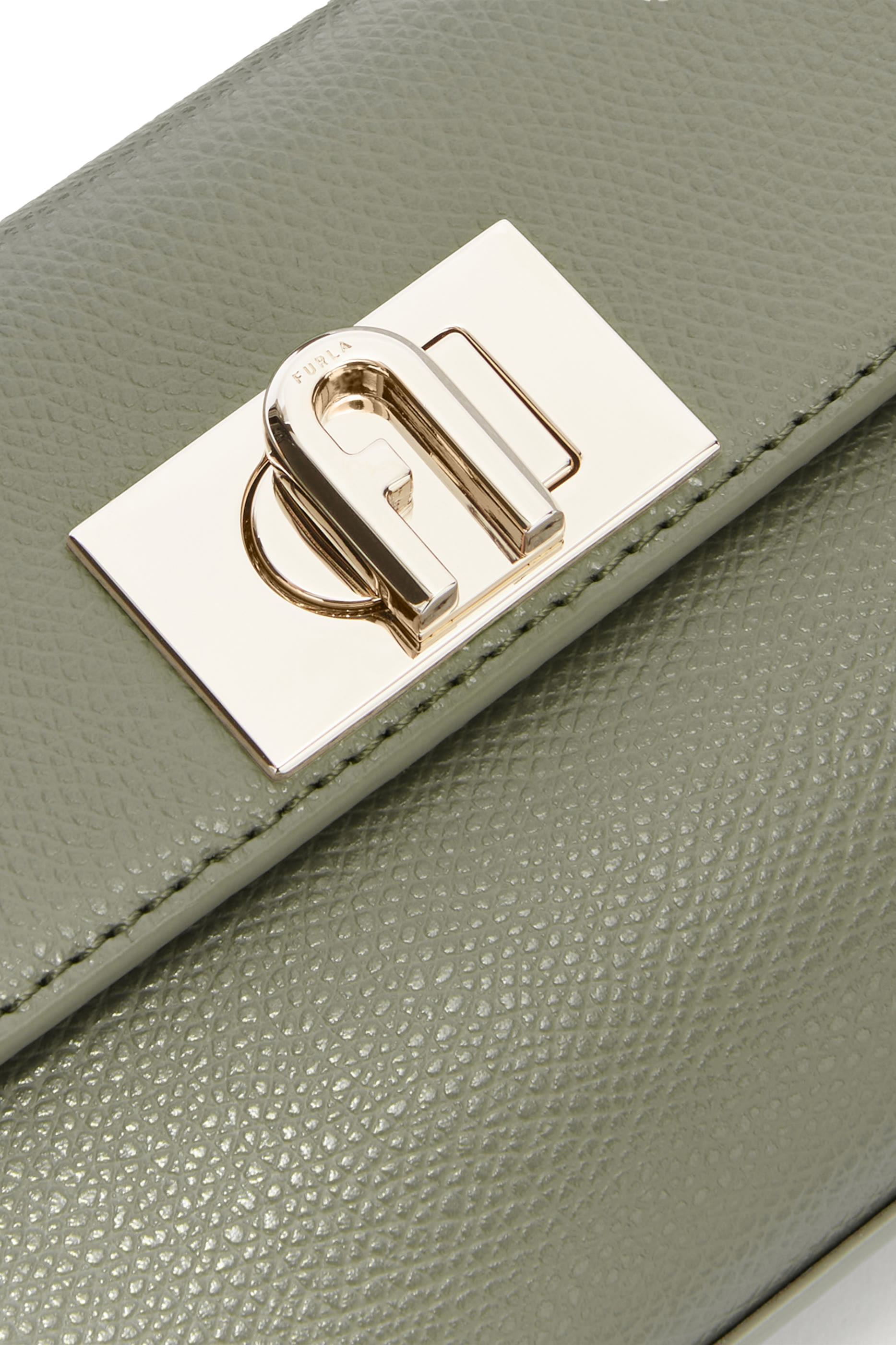 حقيبة يد صغيرة جلد