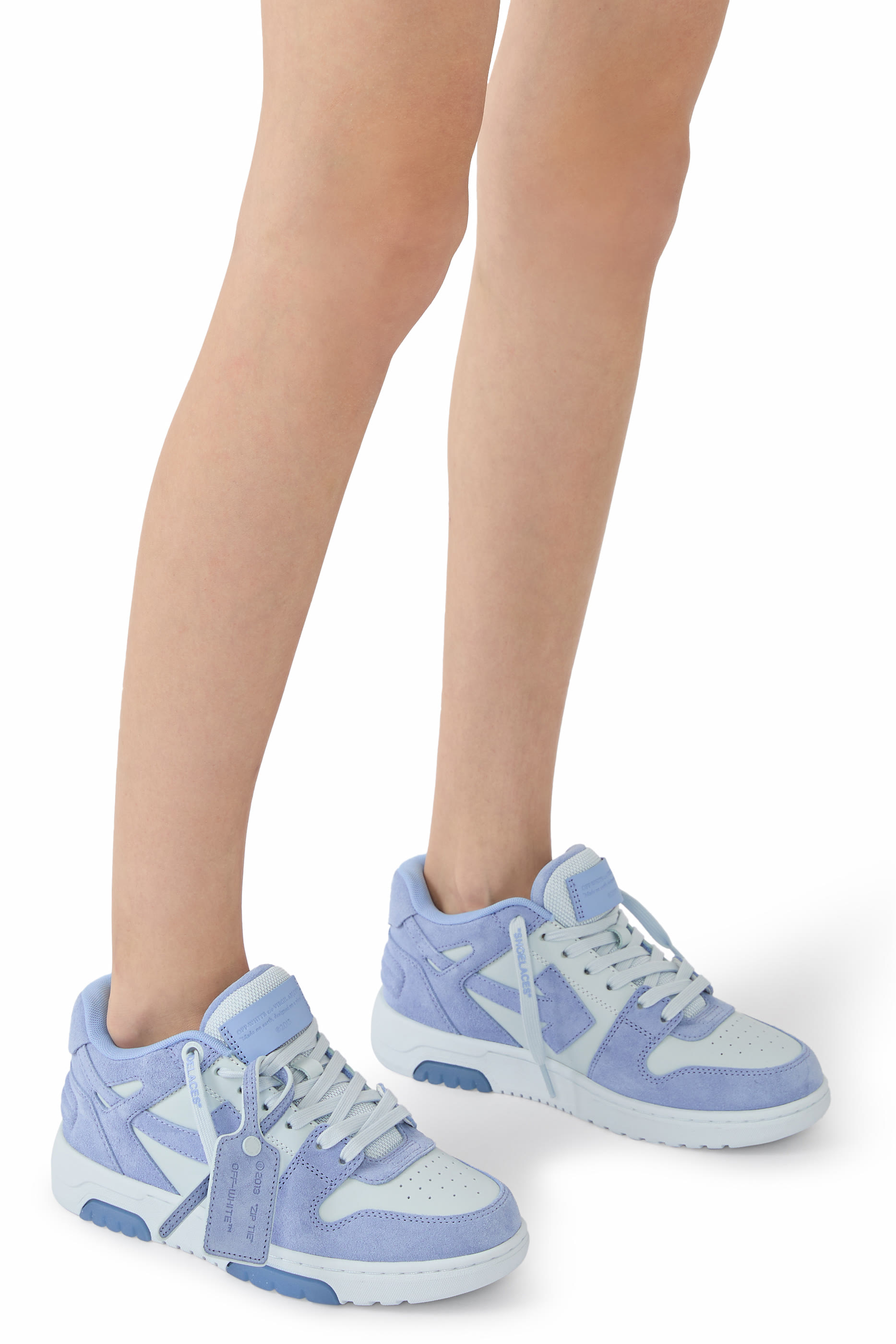 سنيكرز اوت اوف اوفيس شمواه