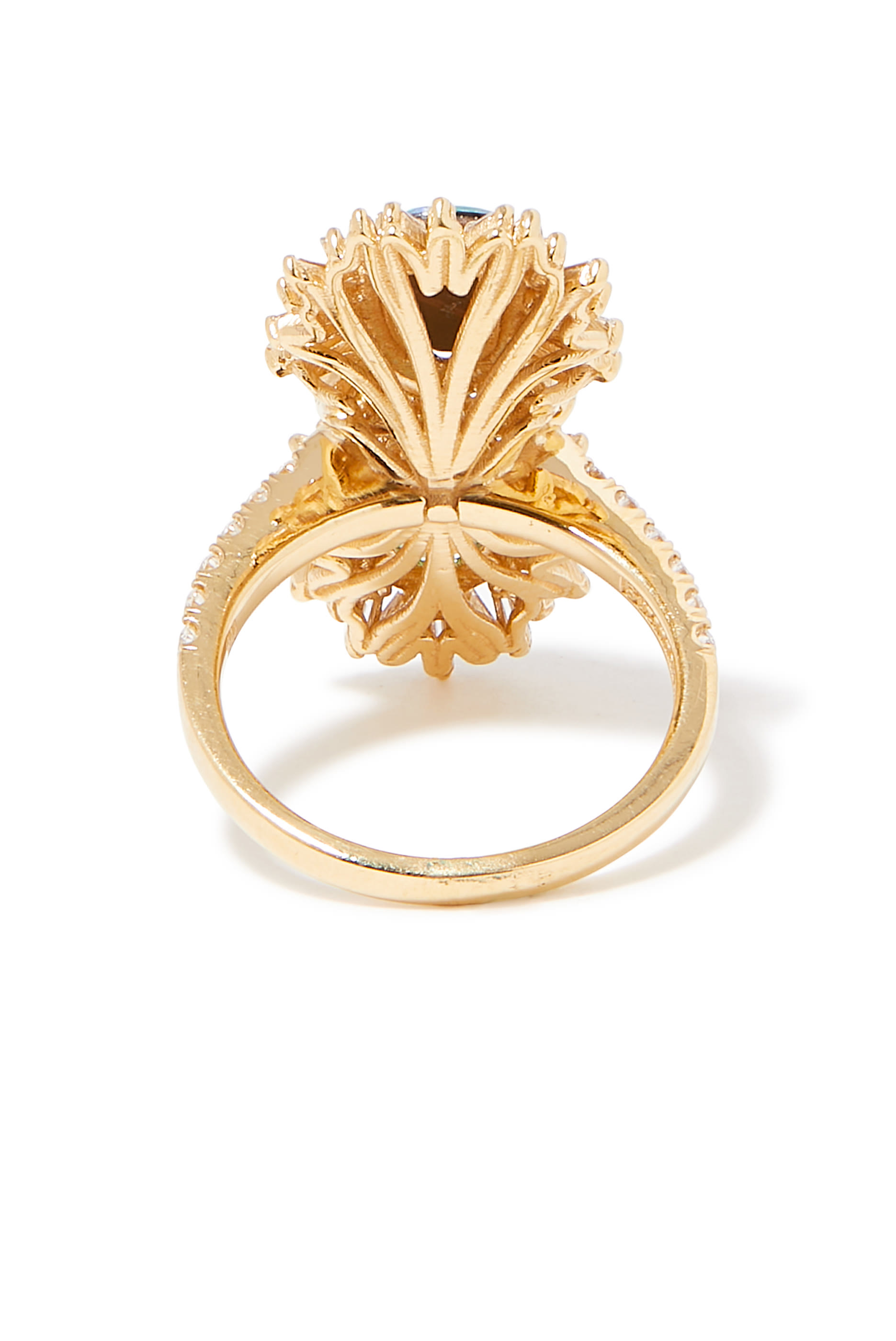 خاتم مرصع بالماس والزمرد، ذهب أصفر عيار 18