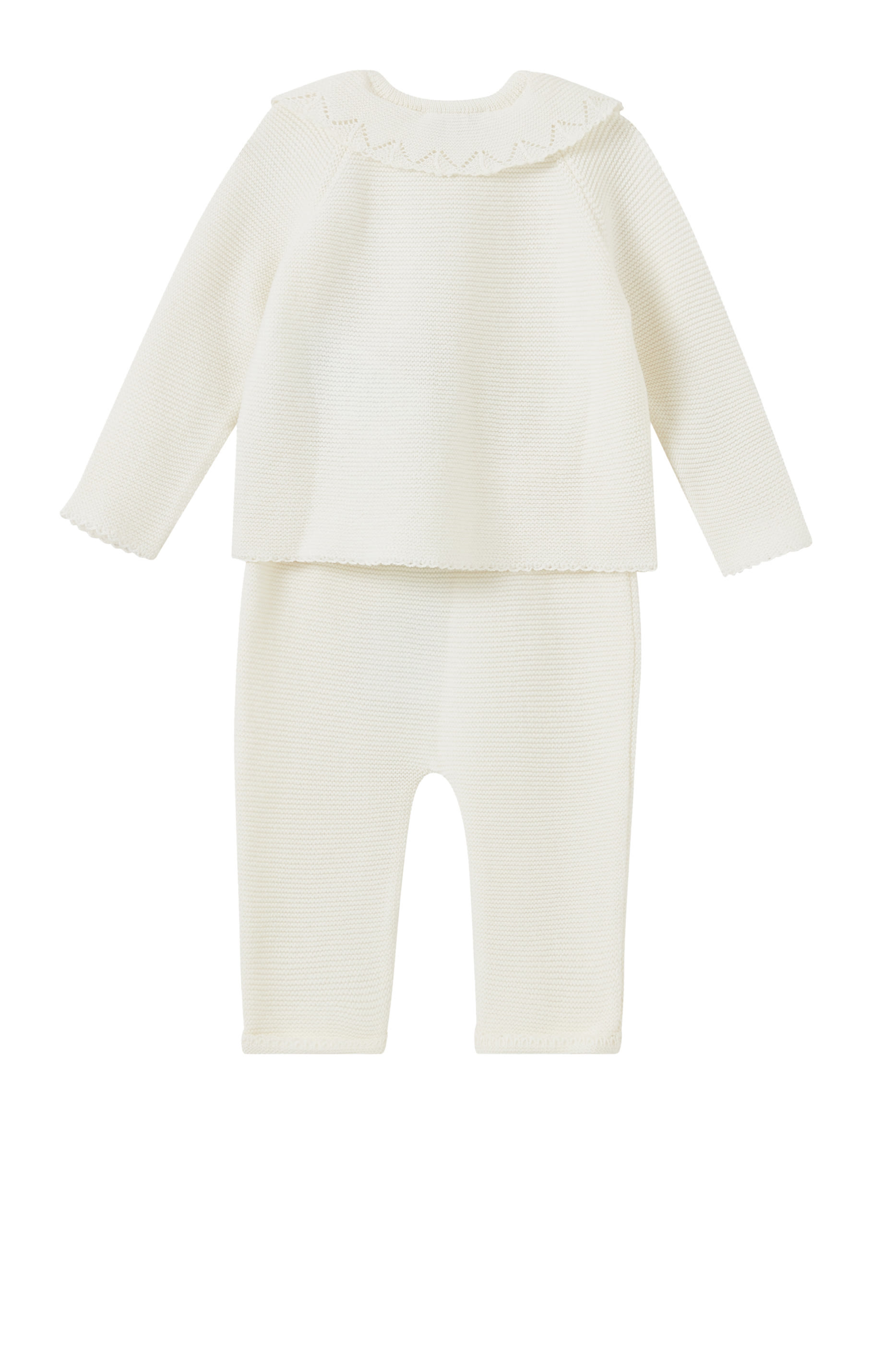 طقم كارديغان وبنطال بشعار الماركة