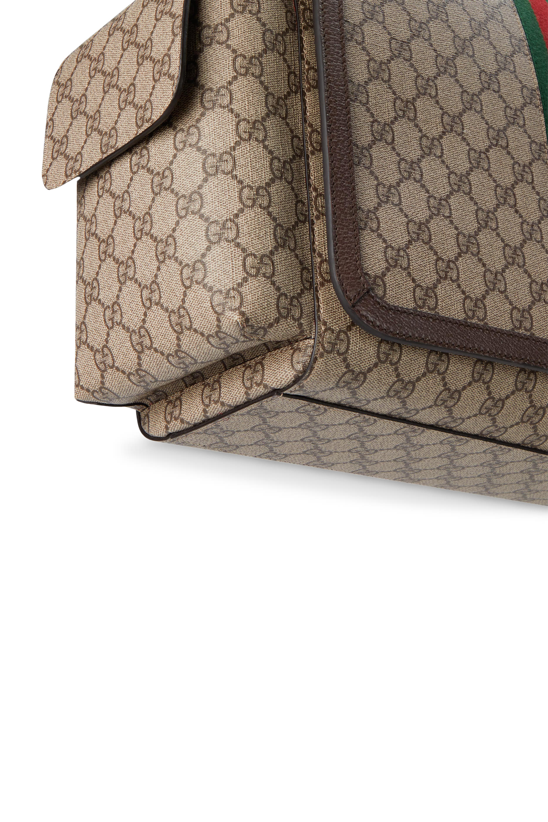 حقيبة مستلزمات أطفال بنقشة حرفي شعار الماركة