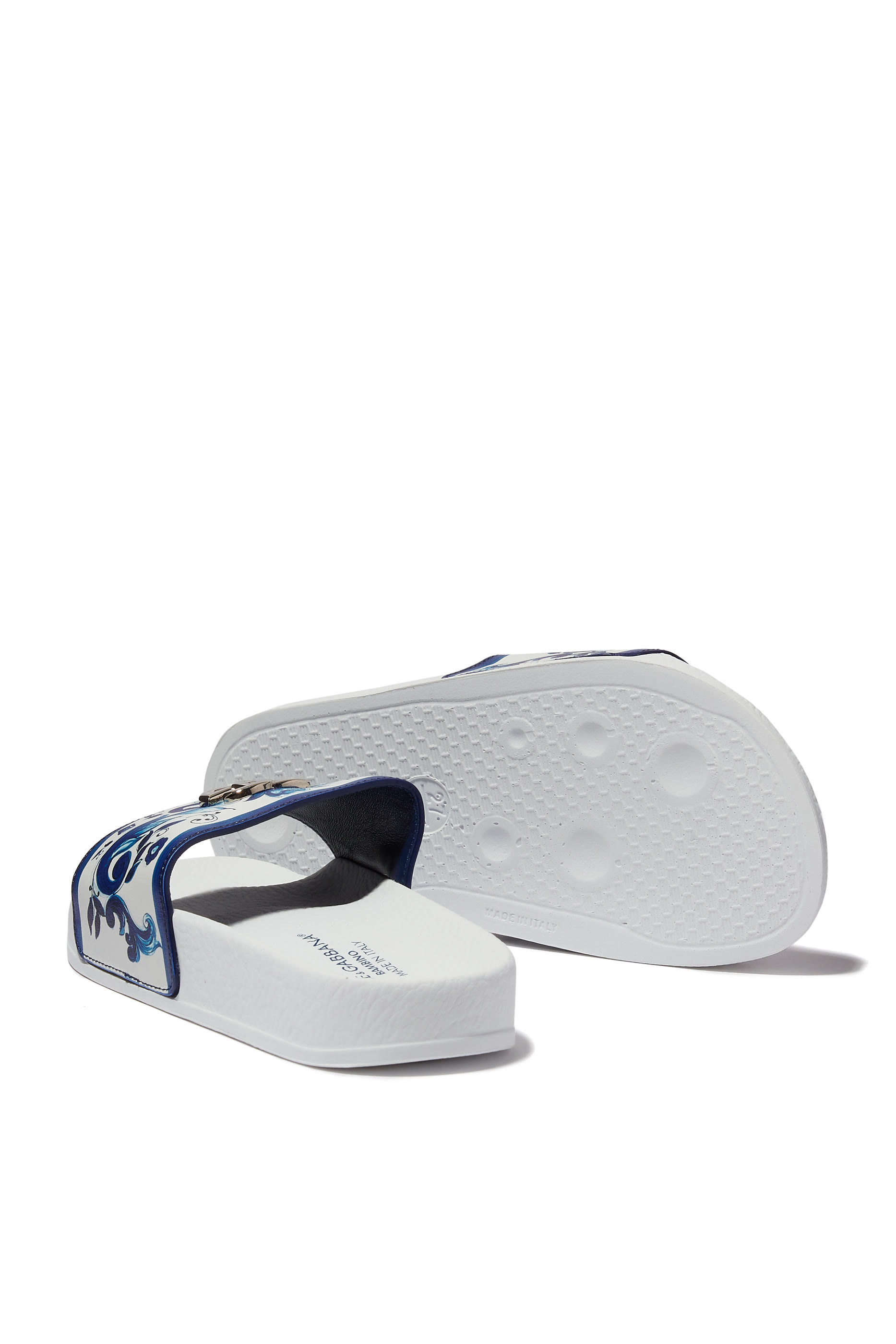 حذاء خفيف للأطفال بطبعة ماجوليكا