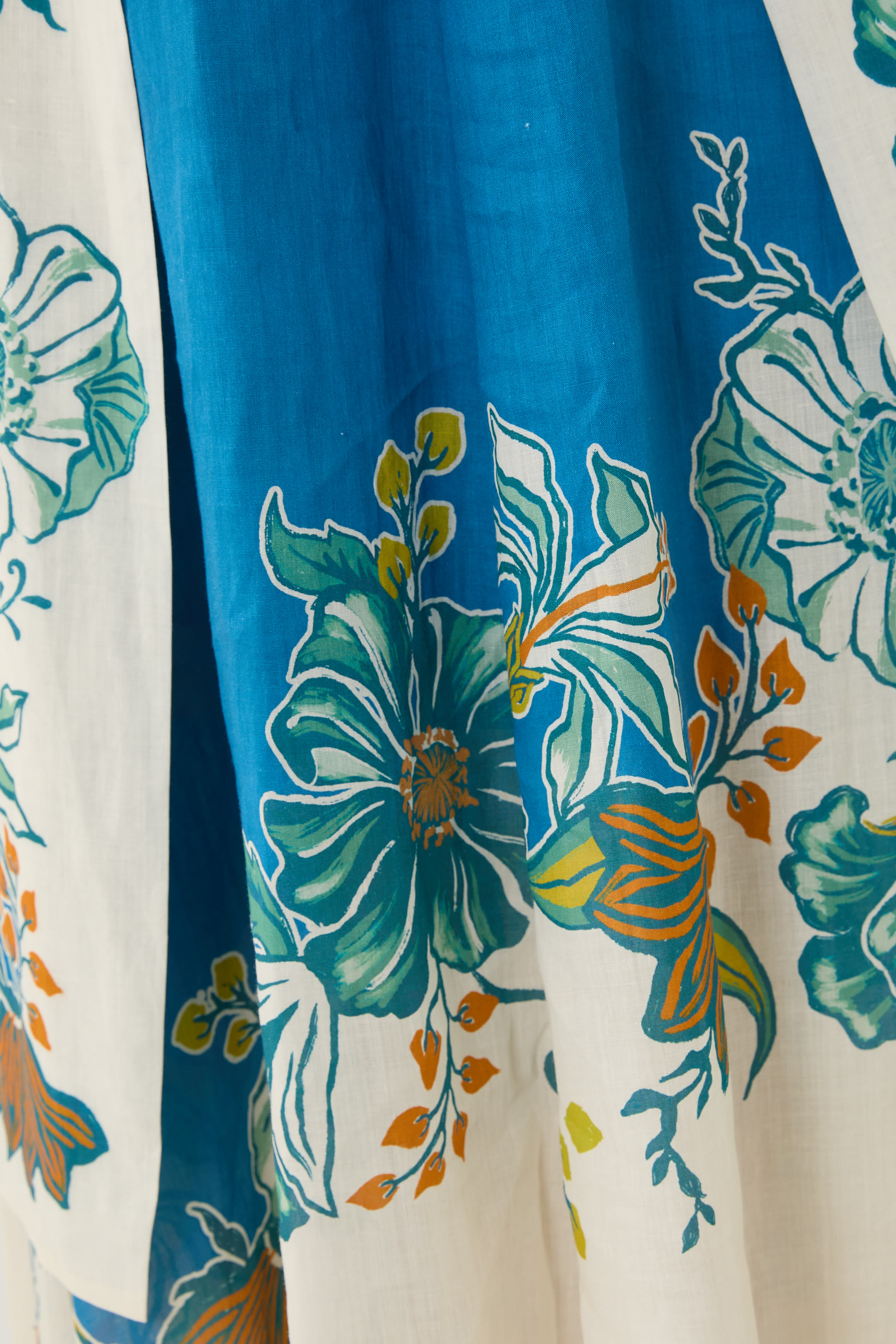 فستان سهرة لودا