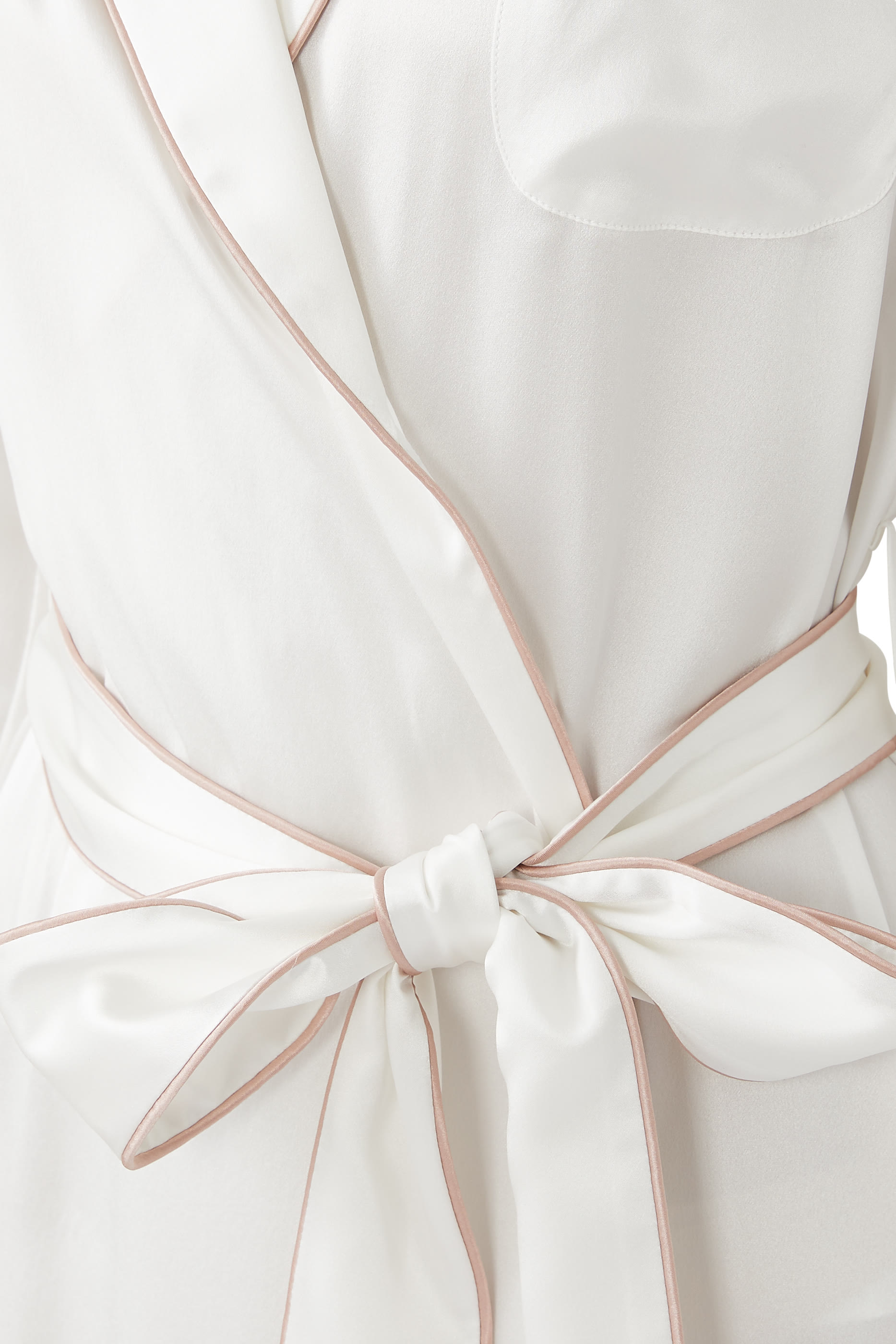 روب أستريد ساتان حريري