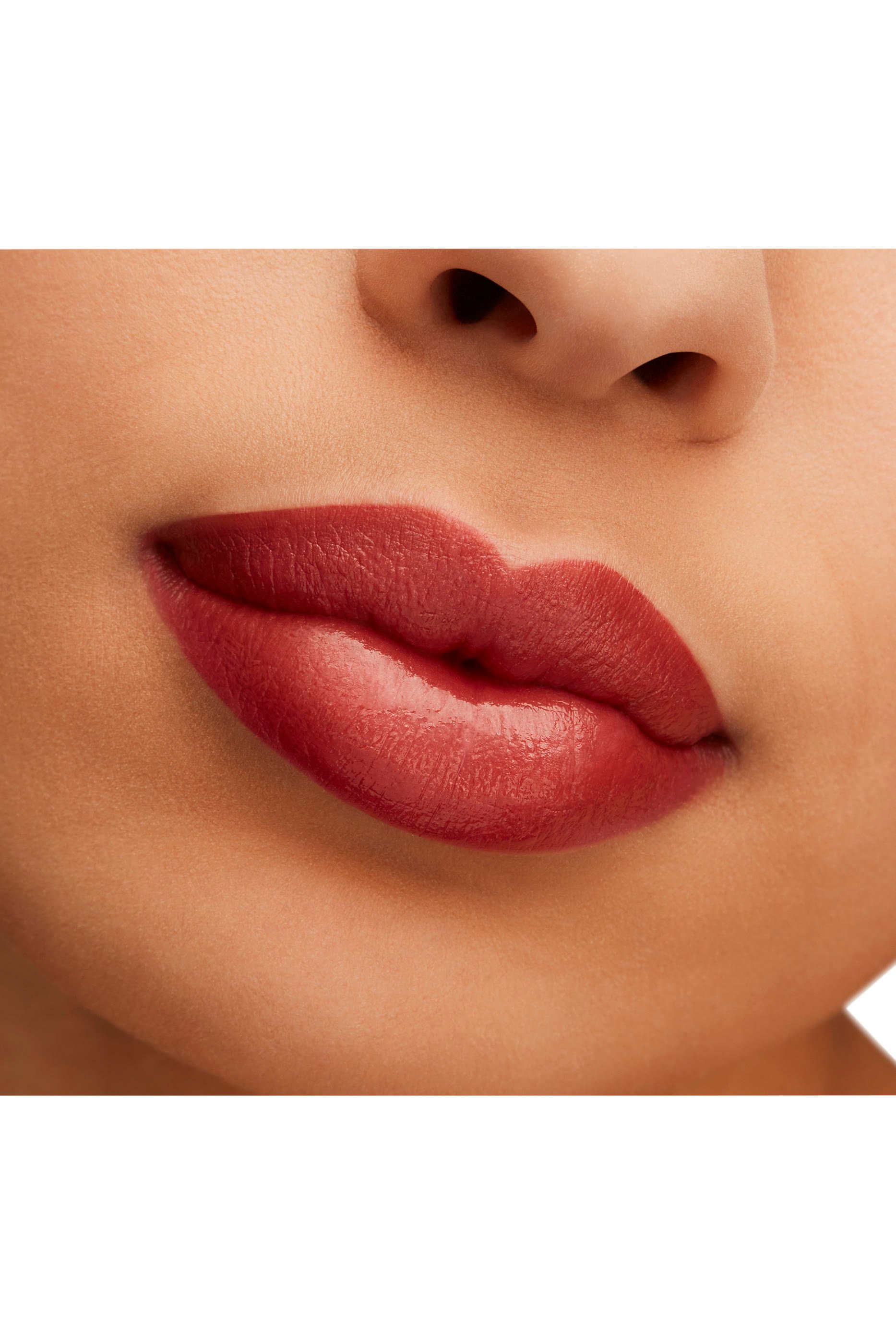 مجموعة أحمر شفاه لاستر