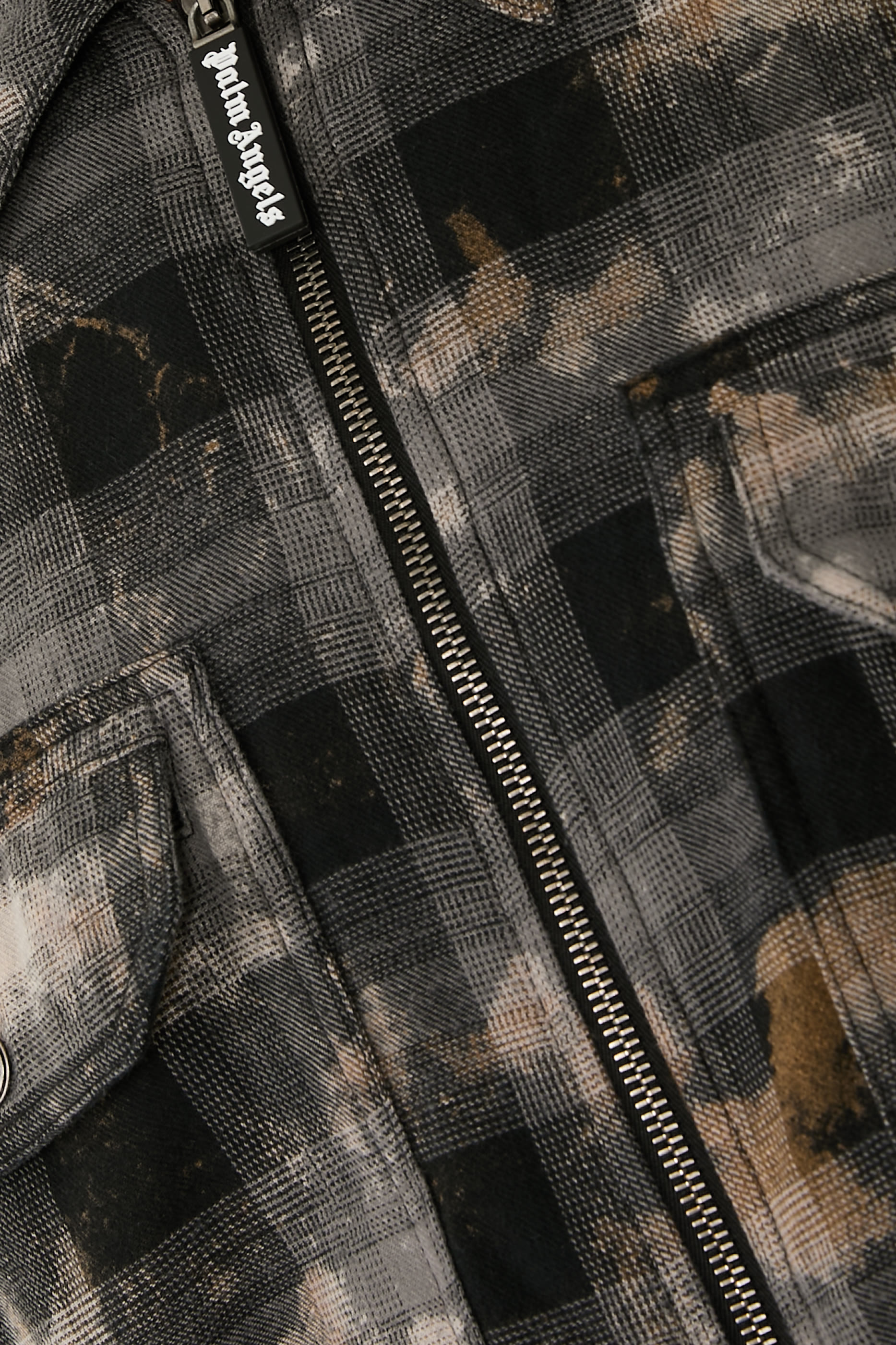 قميص بتصميم جاكيت بنقشة مربعات وشعار الماركة متموج