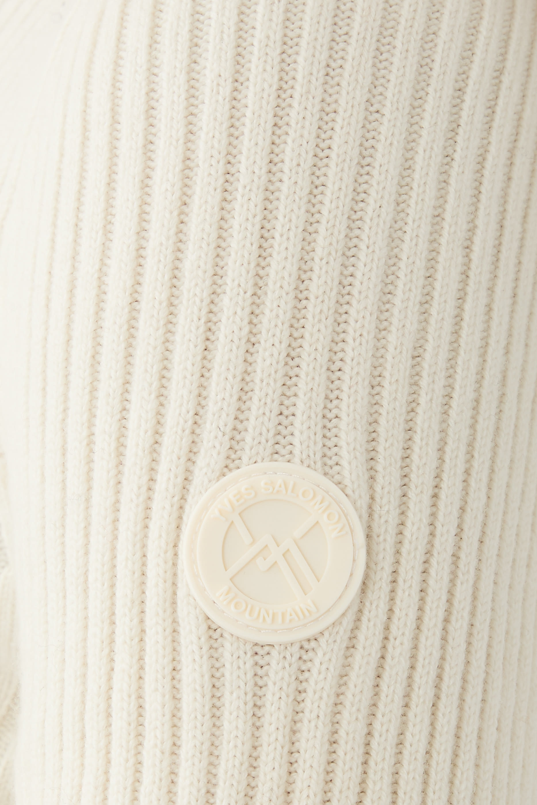 سترة صوف منسوج