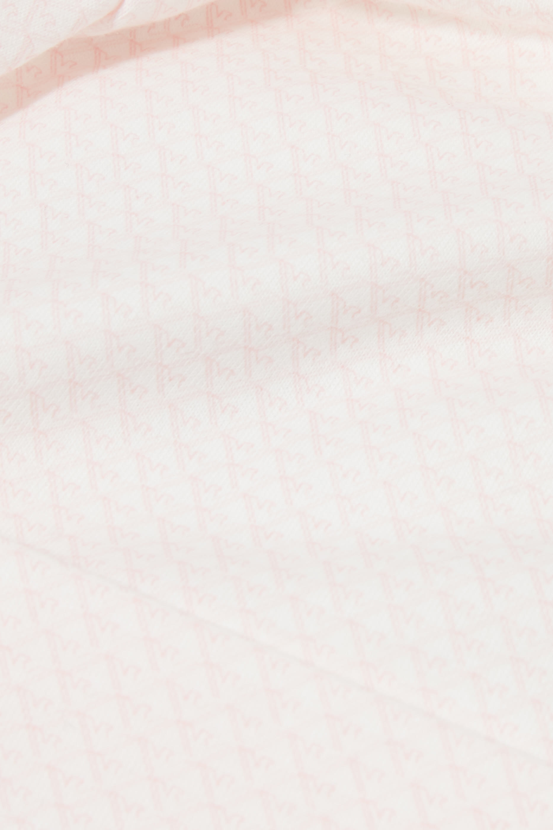 قبعة بيني بنقشة صغيرة لشعار النسر