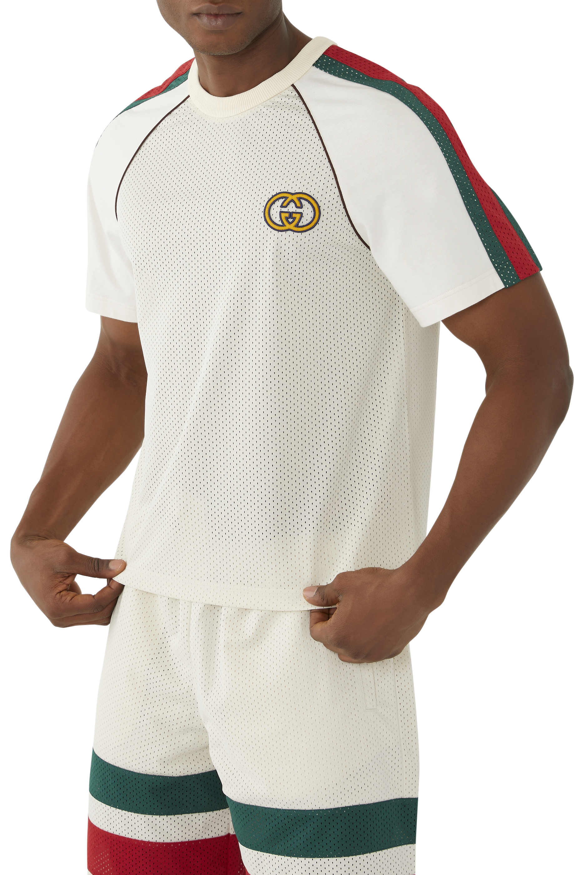 تيشيرت بشريط ويب