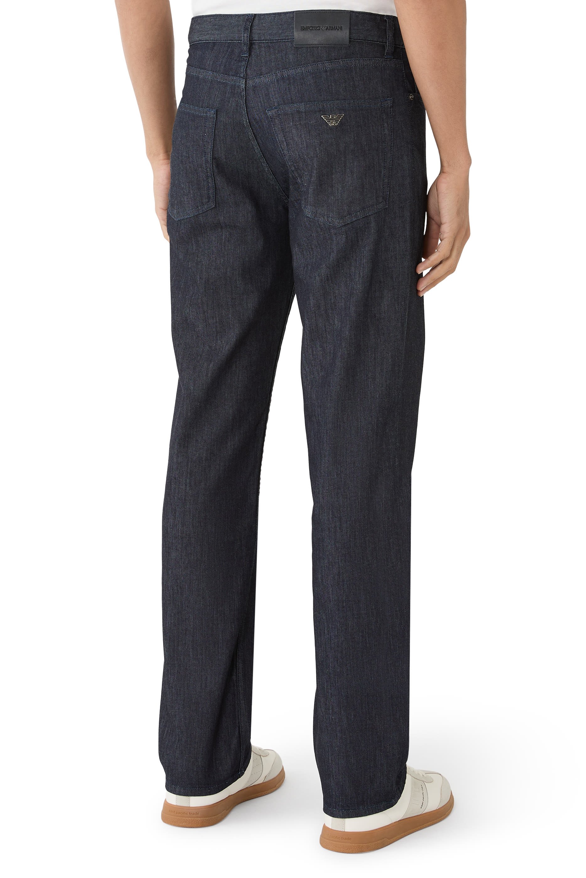 بنطال جينز بقصة مستقيمة دنيم