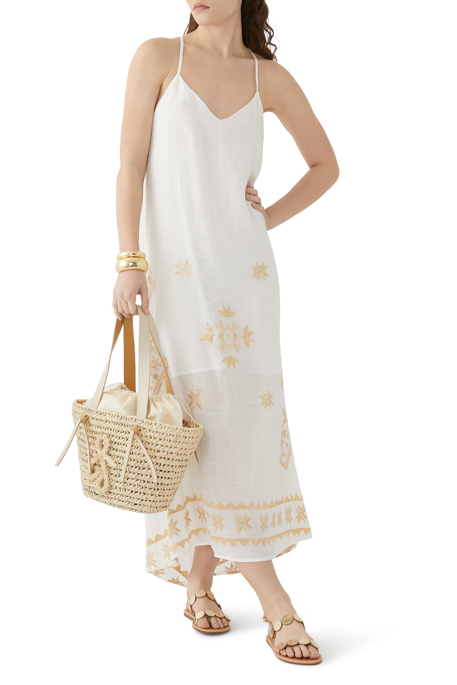 فستان متوسط الطول بفتحة في الظهر