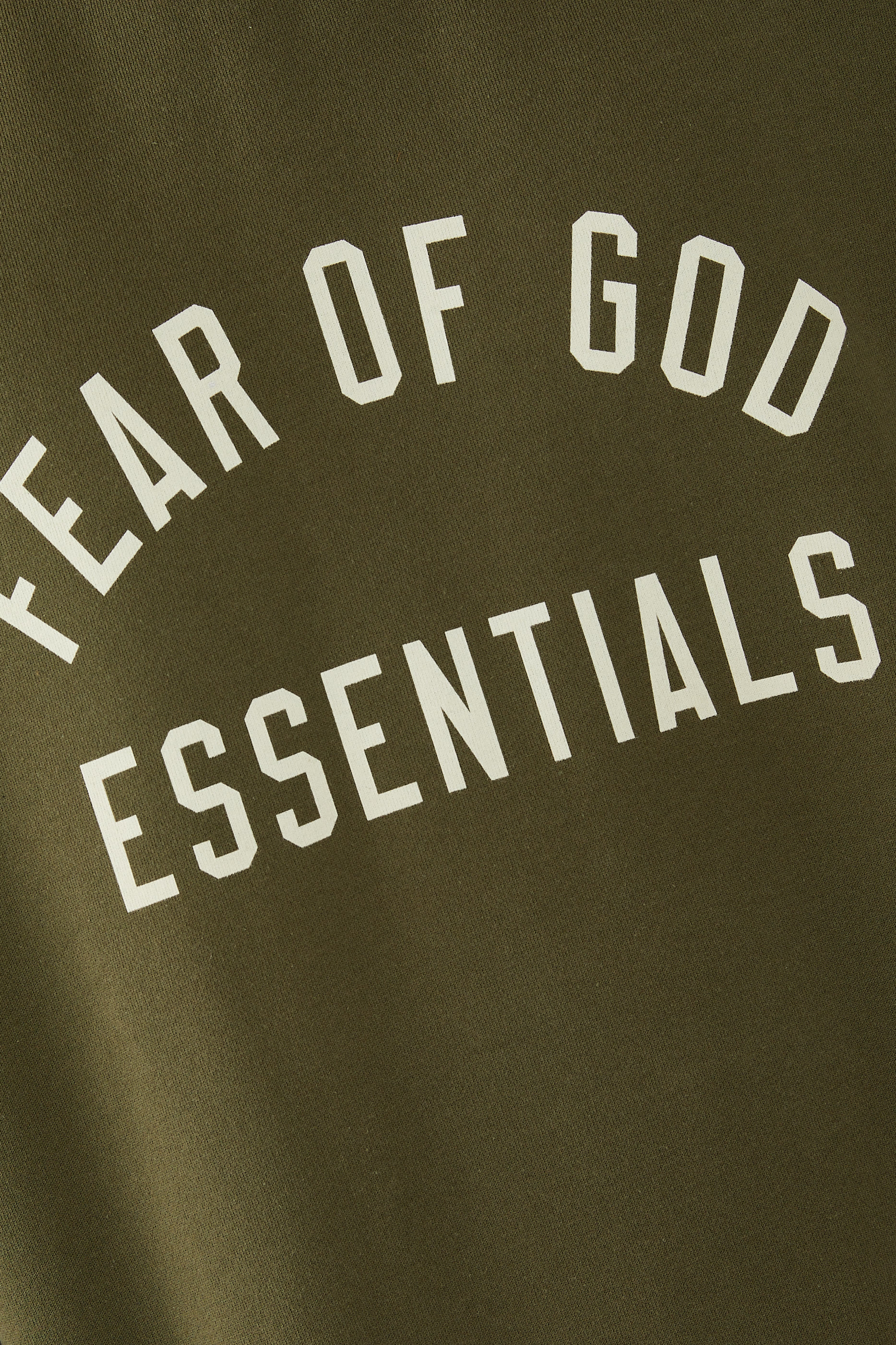 سويت شيرت بياقة ضيقة صوف