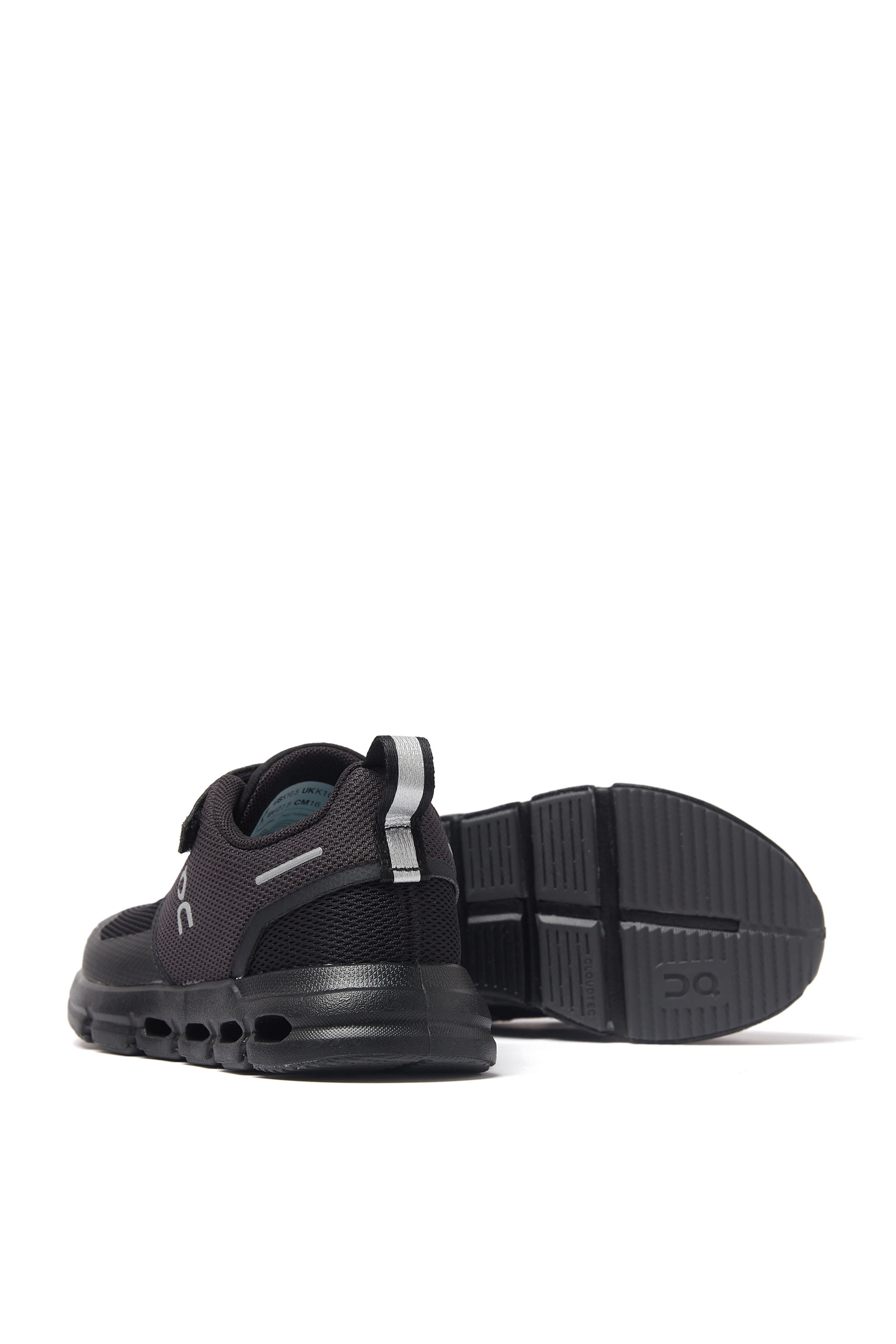 سنيكرز كلاود بلاي للأطفال