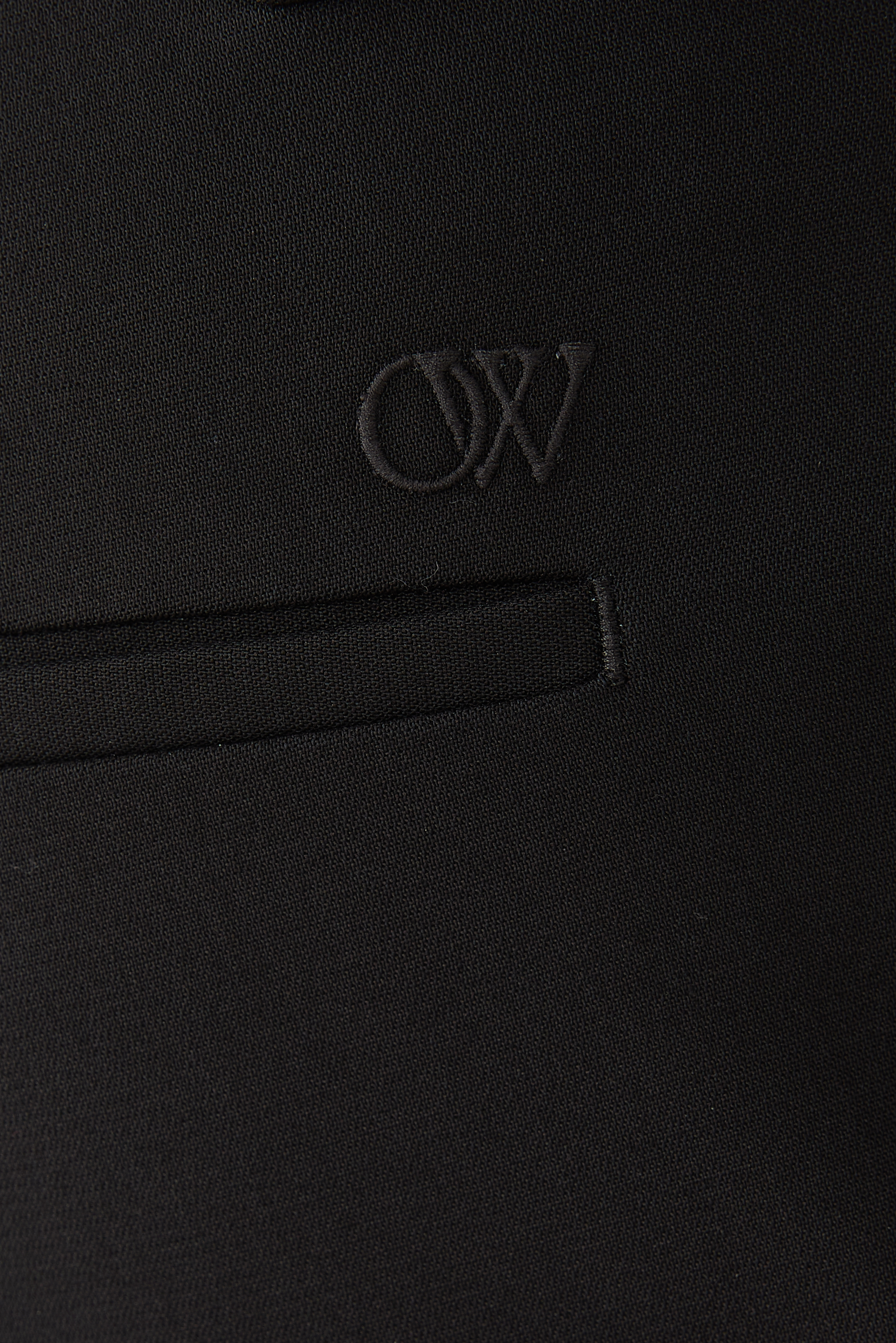 بنطال سليم صوف معالج