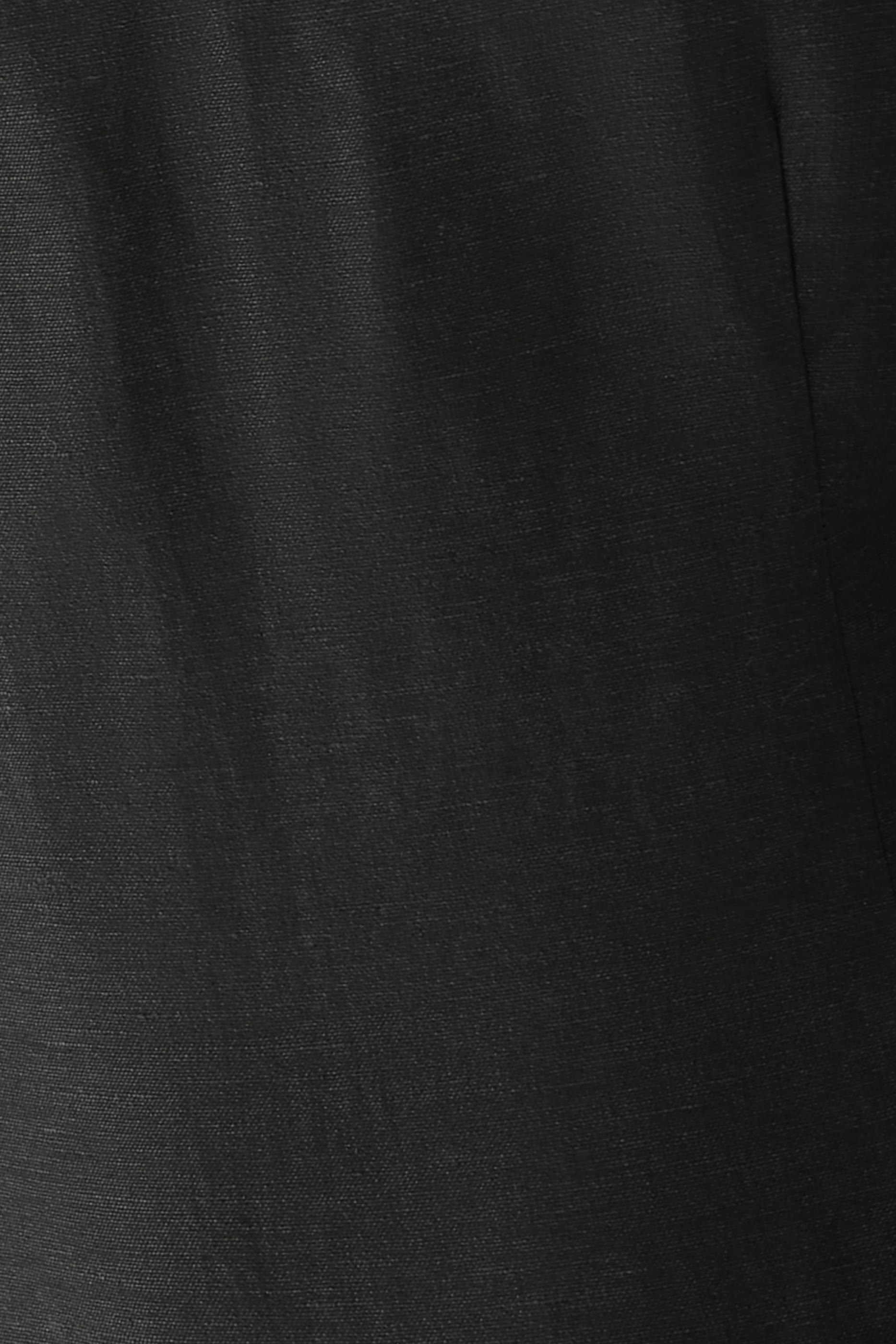 فستان بورميو قصير بظهر مكشوف