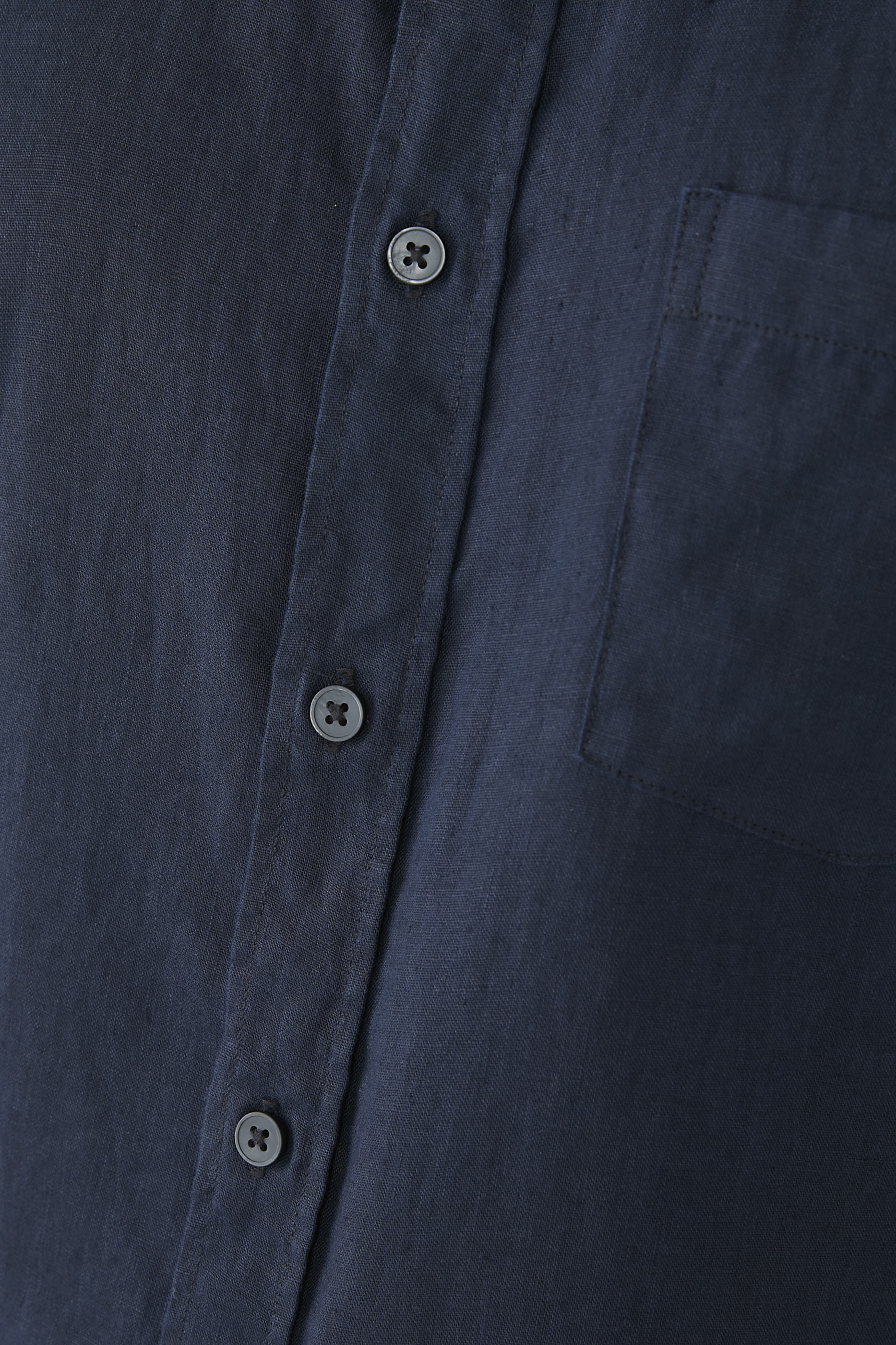 قميص كتان بأكمام قصيرة