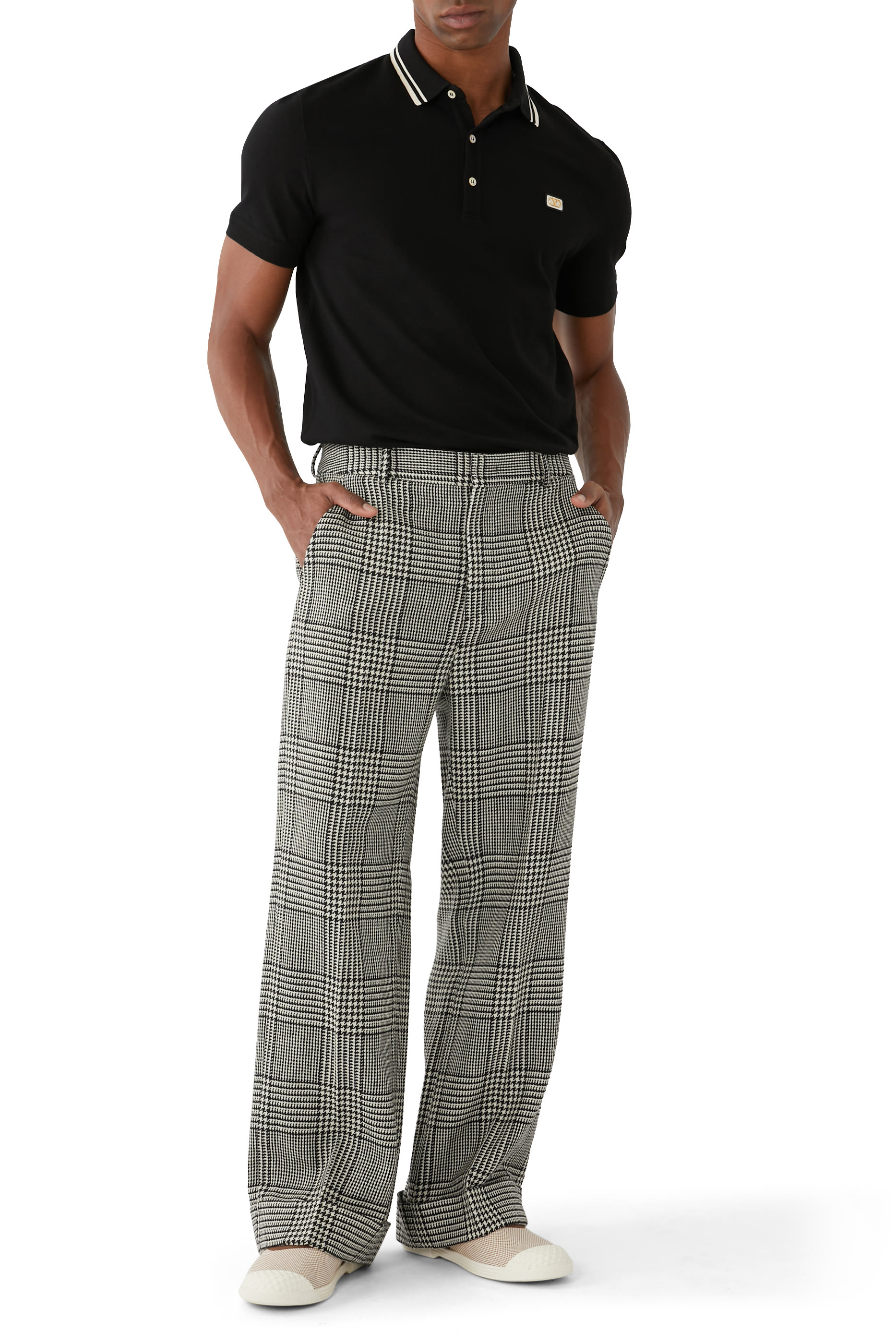 تيشيرت بشعار الماركة