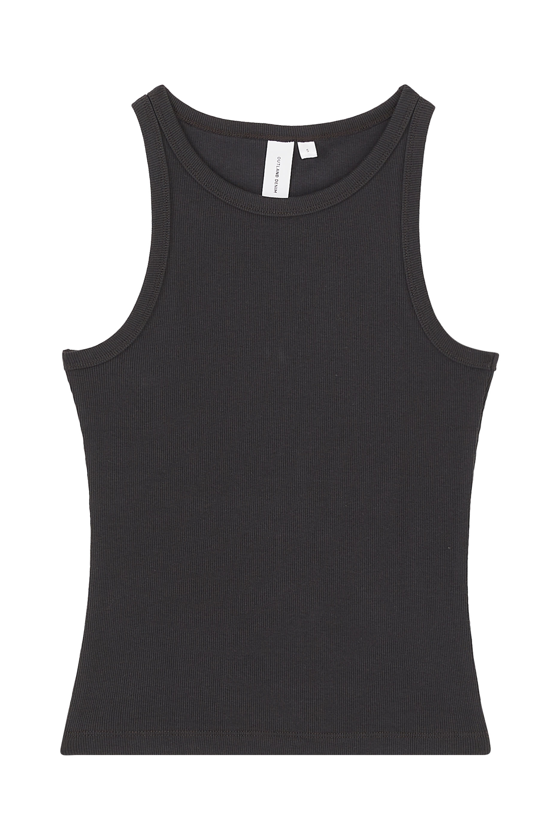 بلوزة بايج بلا أكمام