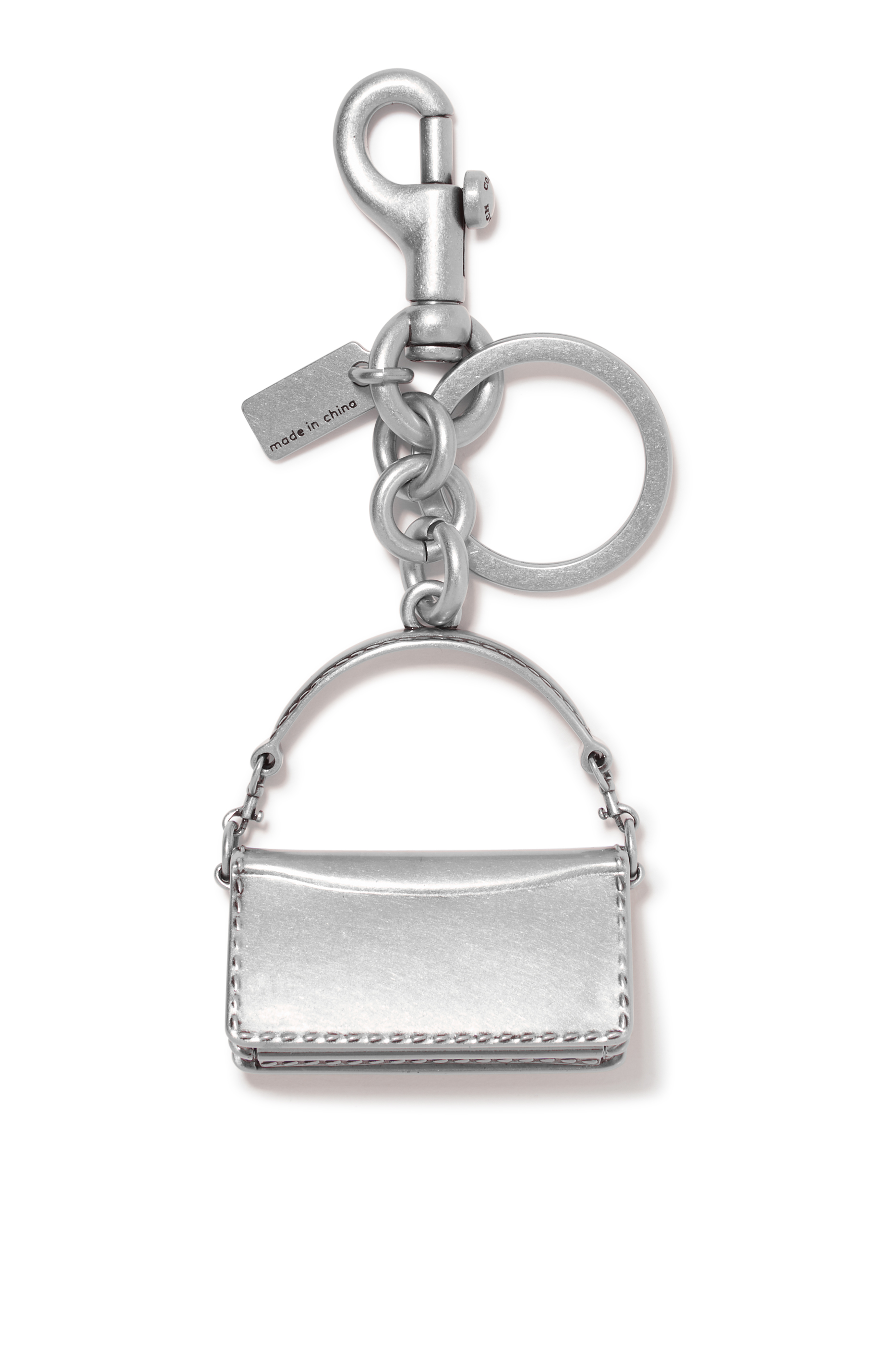 حلية بتصميم حقيبة تابي