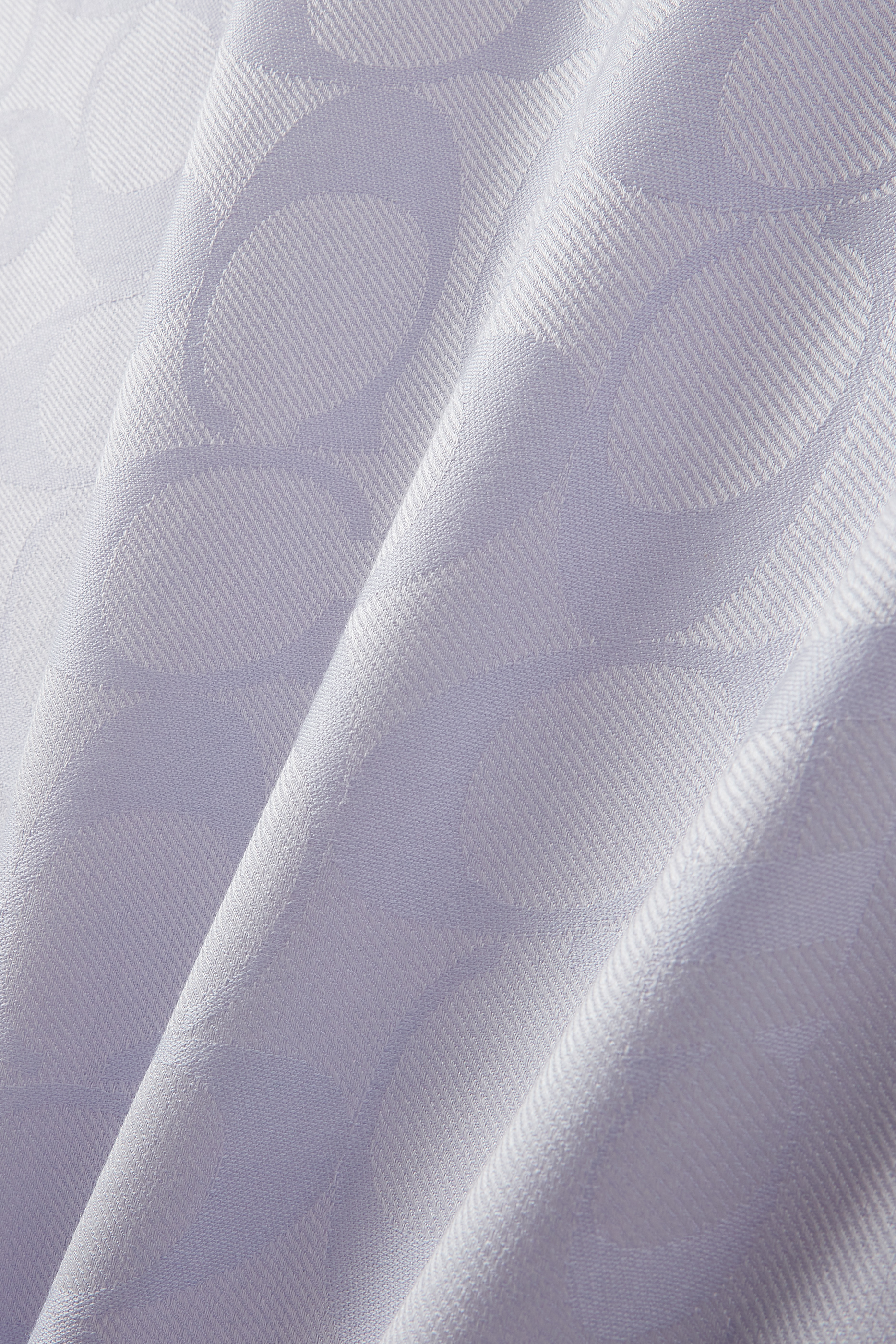 وشاح بشعار الماركة