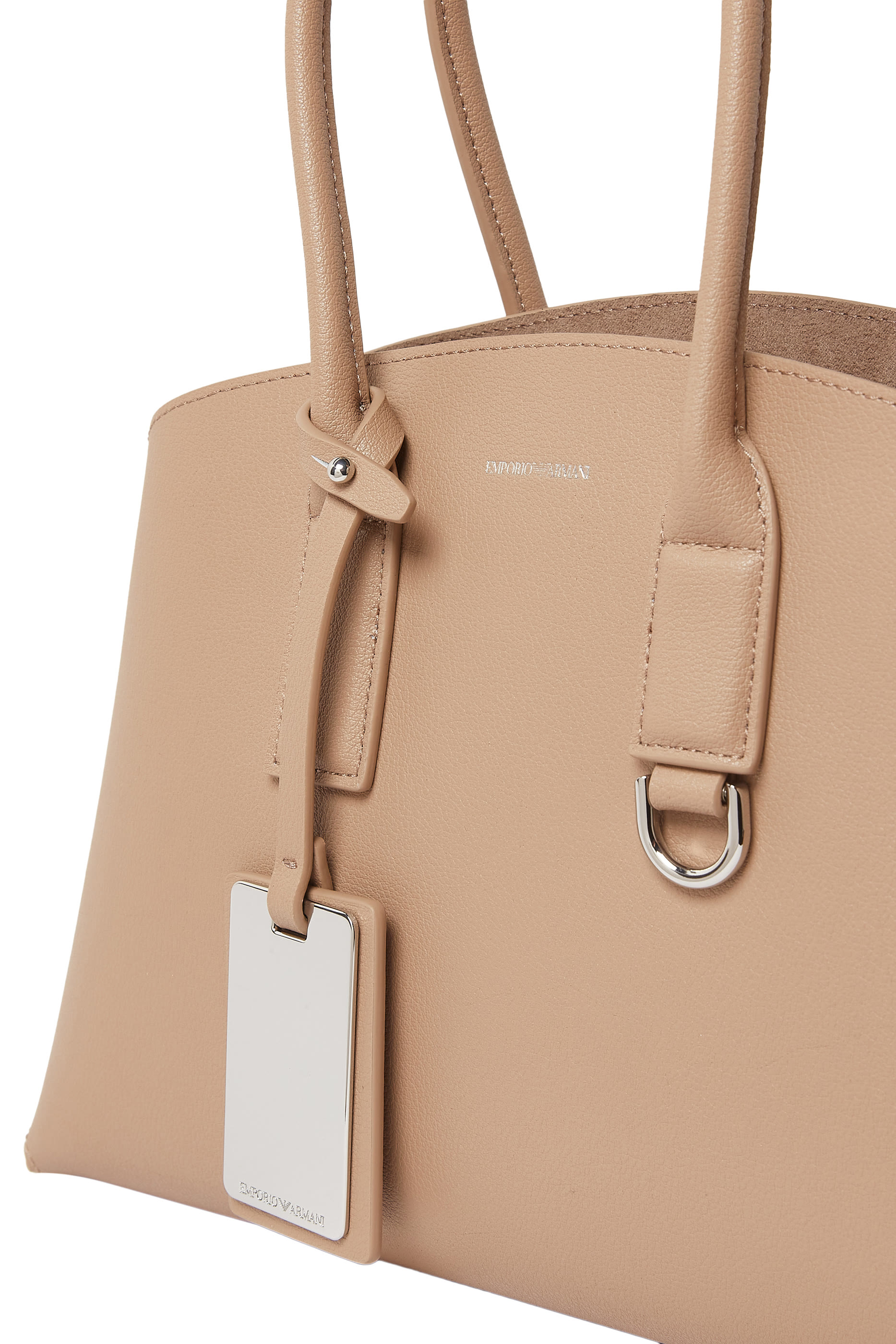 حقيبة يد بشعار الماركة