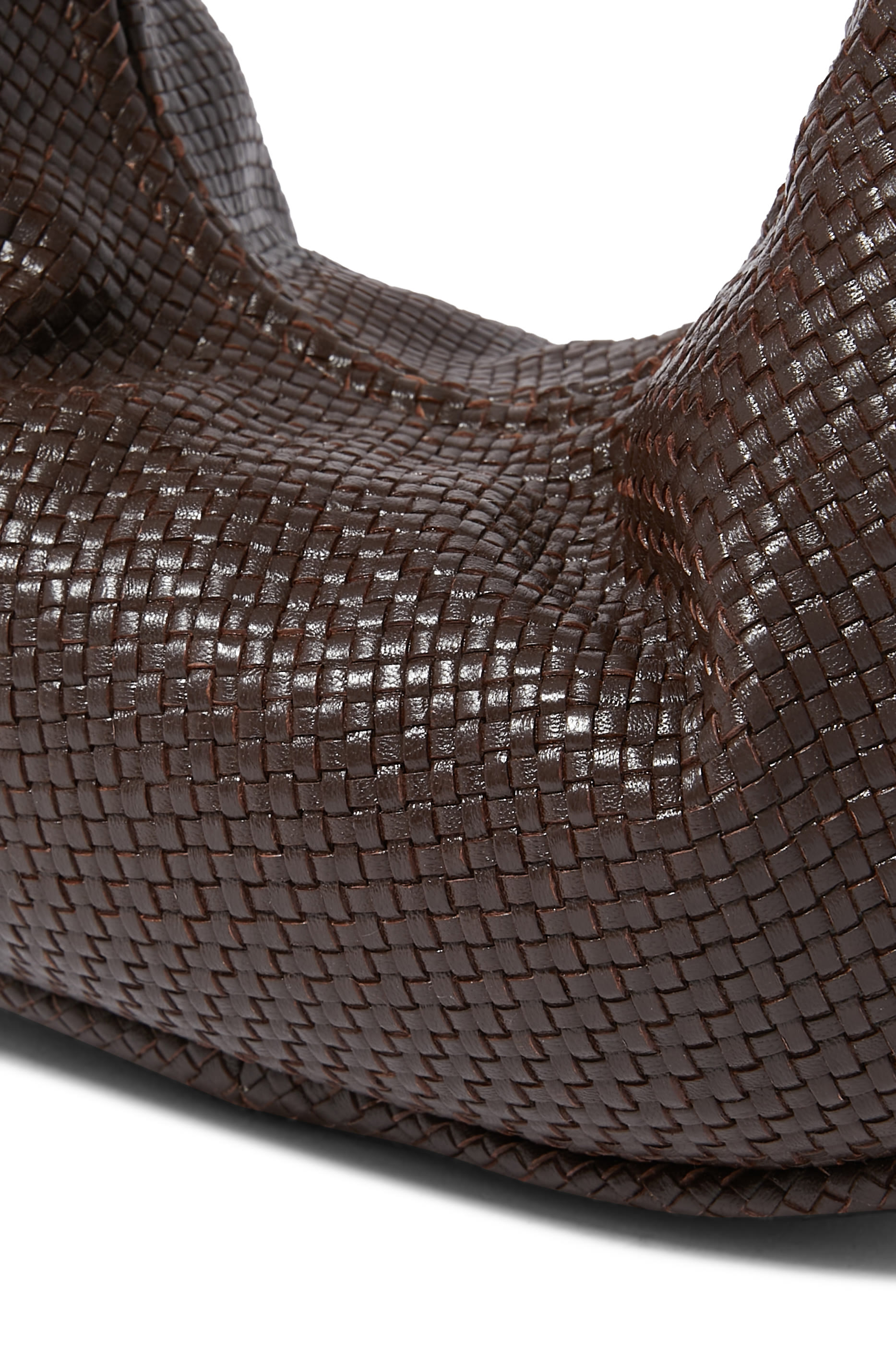 حقيبة بون بون مجدولة