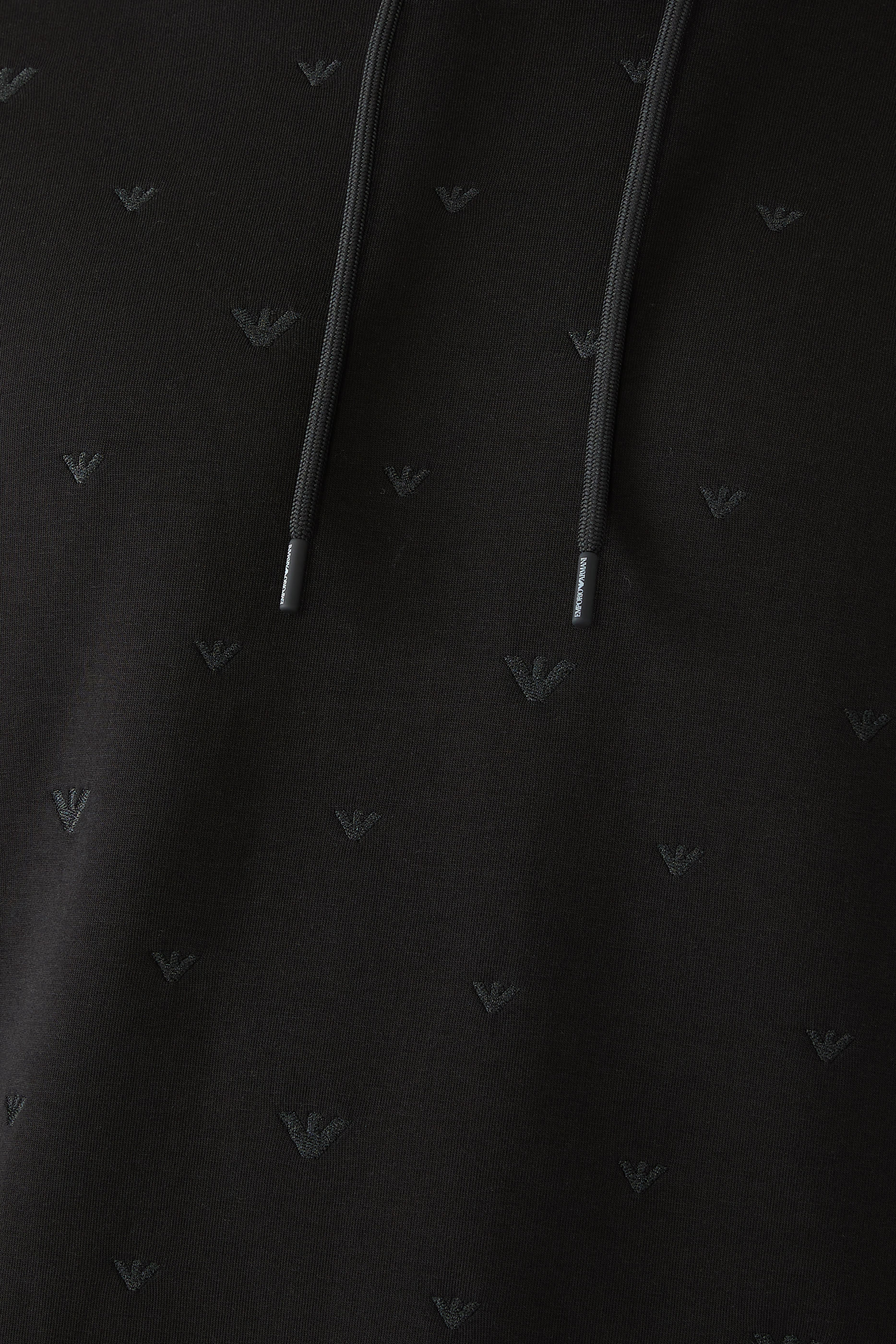 سويت شيرت بغطاء رأس ونقشة شعار الماركة