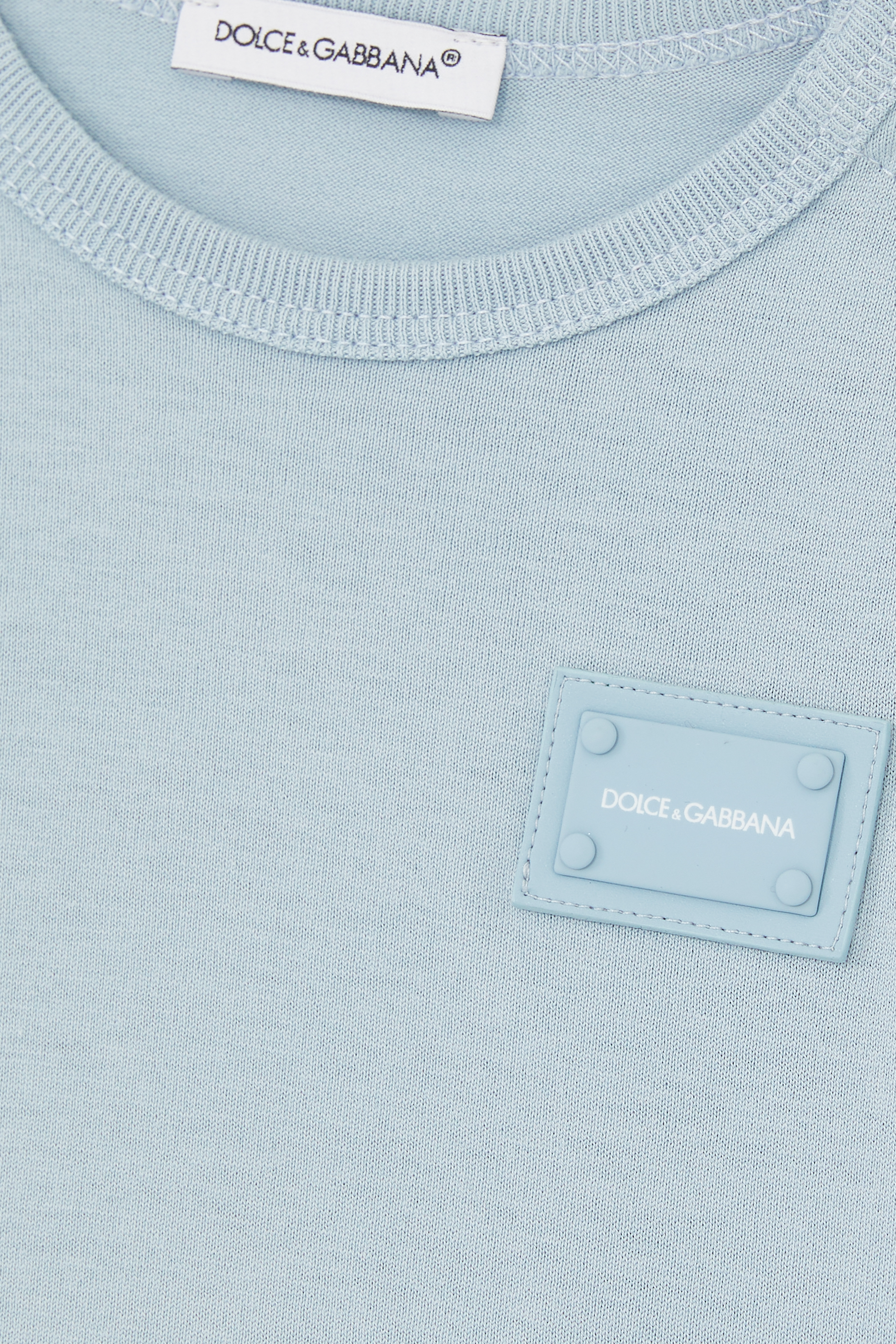 تيشيرت برقعة شعار الماركة