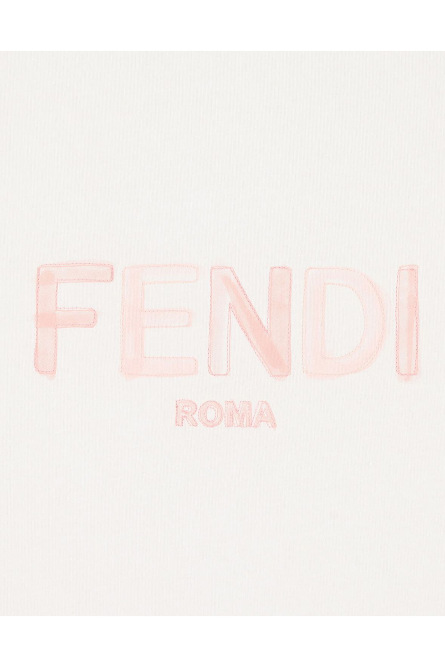 بطانية بشعار الماركة للأطفال