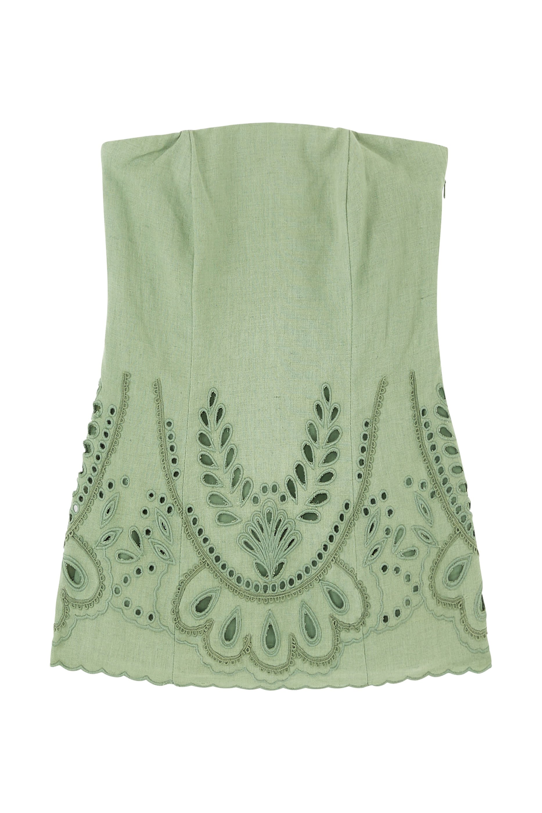 بلوزة أليا بقصة ضيقة