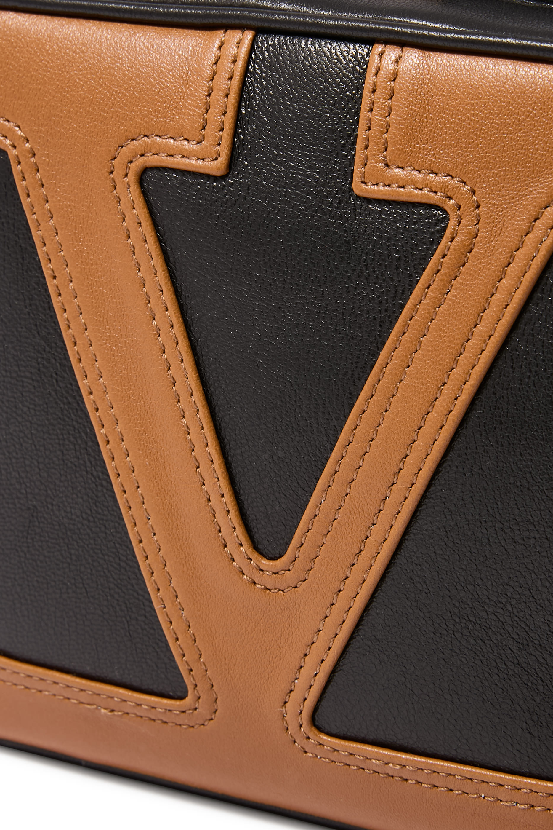 حقيبة كروس فيفا سوبر ستار جلد نابا