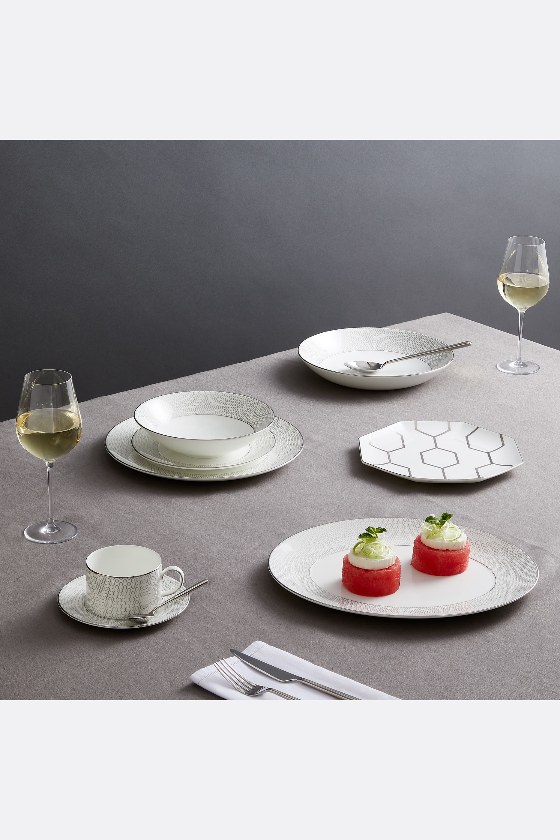 طبق جيو بلاتينوم بتصميم ثماني