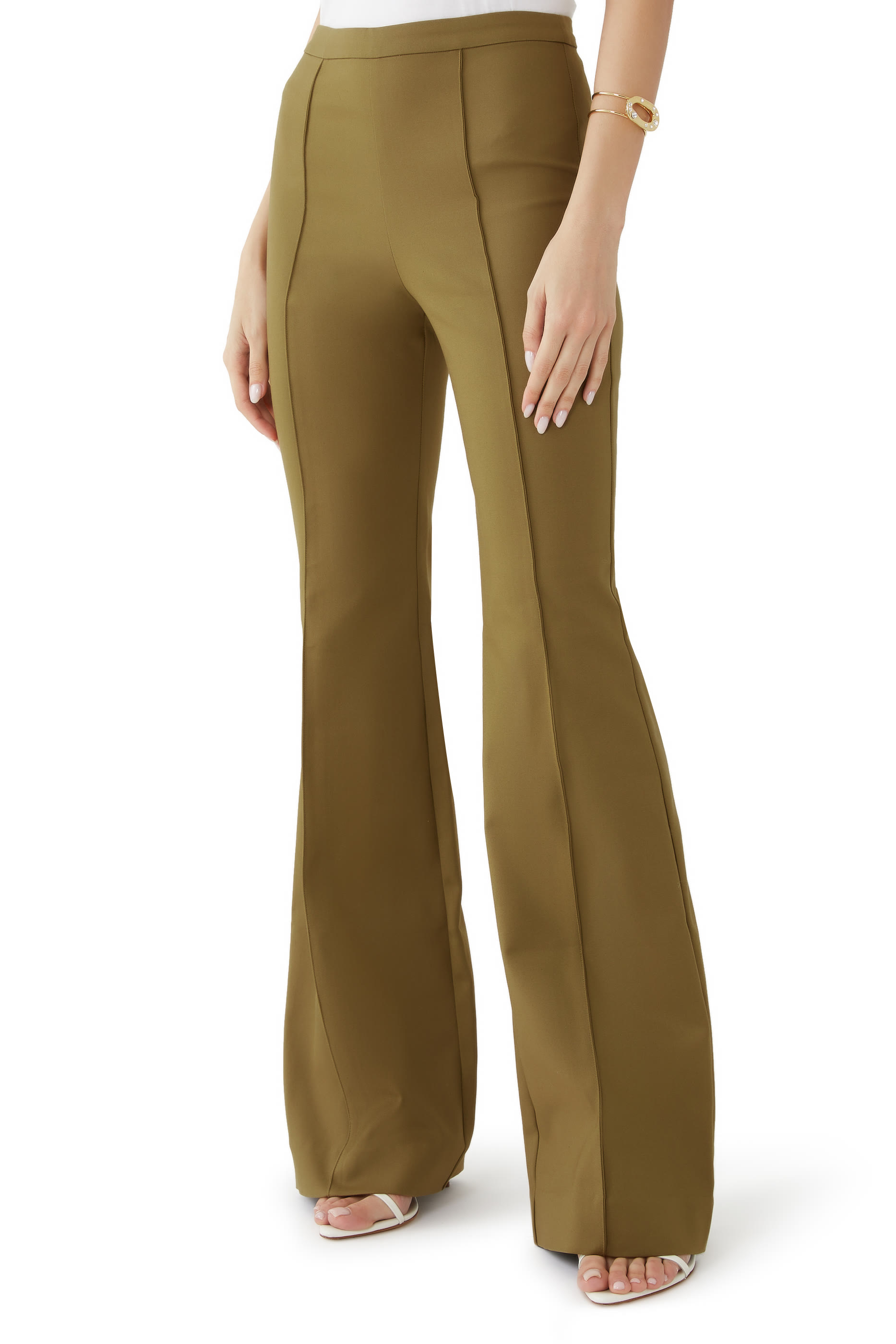 بنطال لاني بحواف واسعة