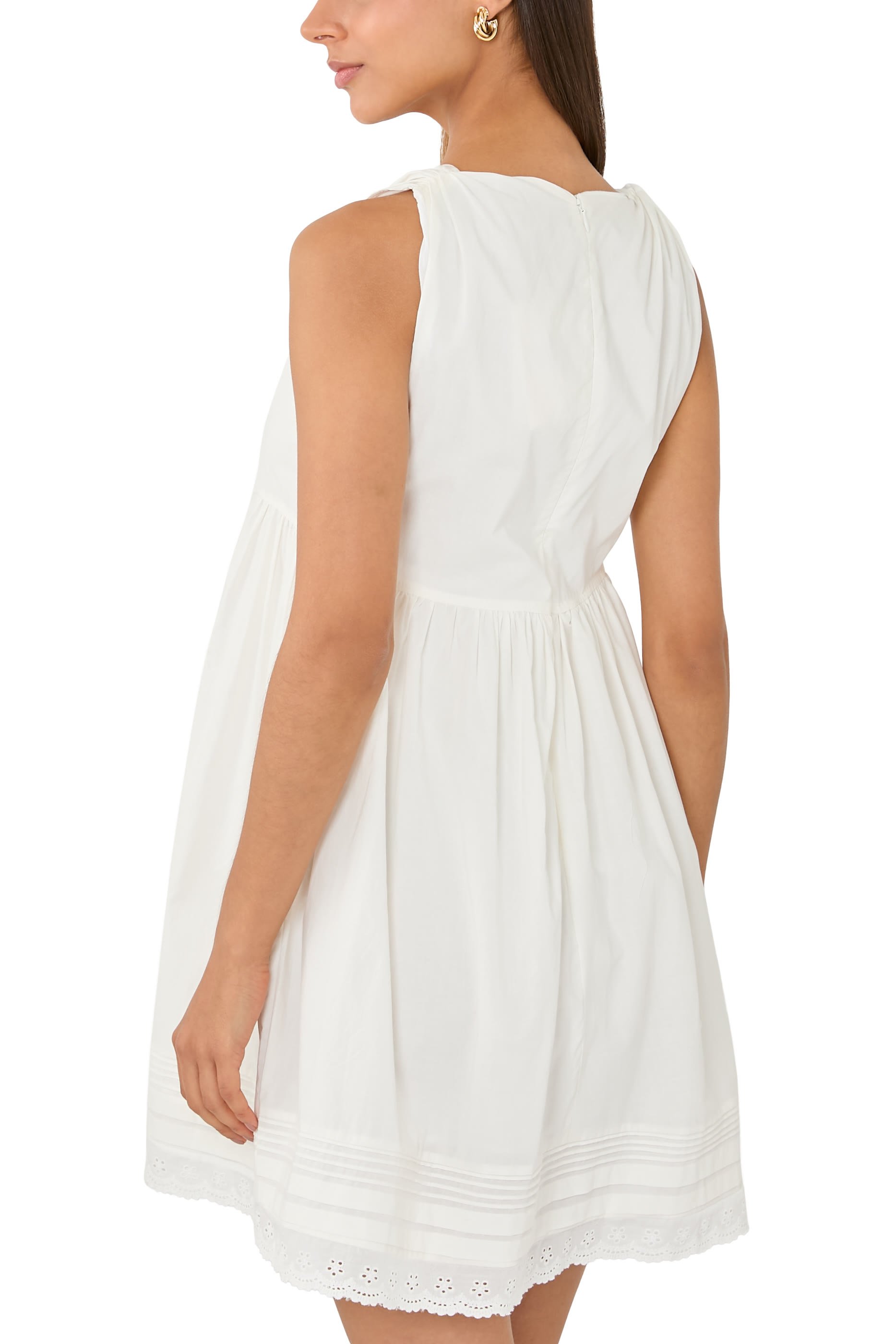 فستان ديون قصير دانتيل بنقشة زهور