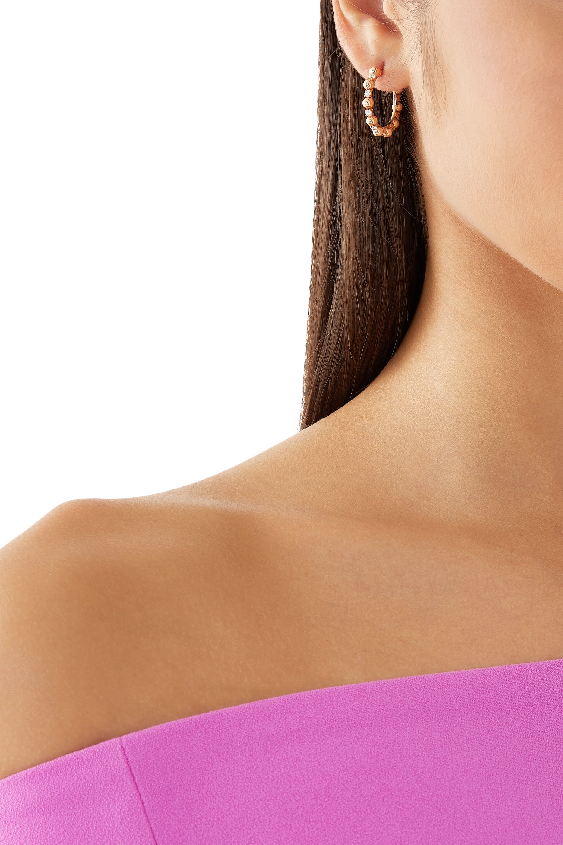 أقراط جيفو صغيرة مرصعة بالماس الياباني ذهب وردي عيار 18