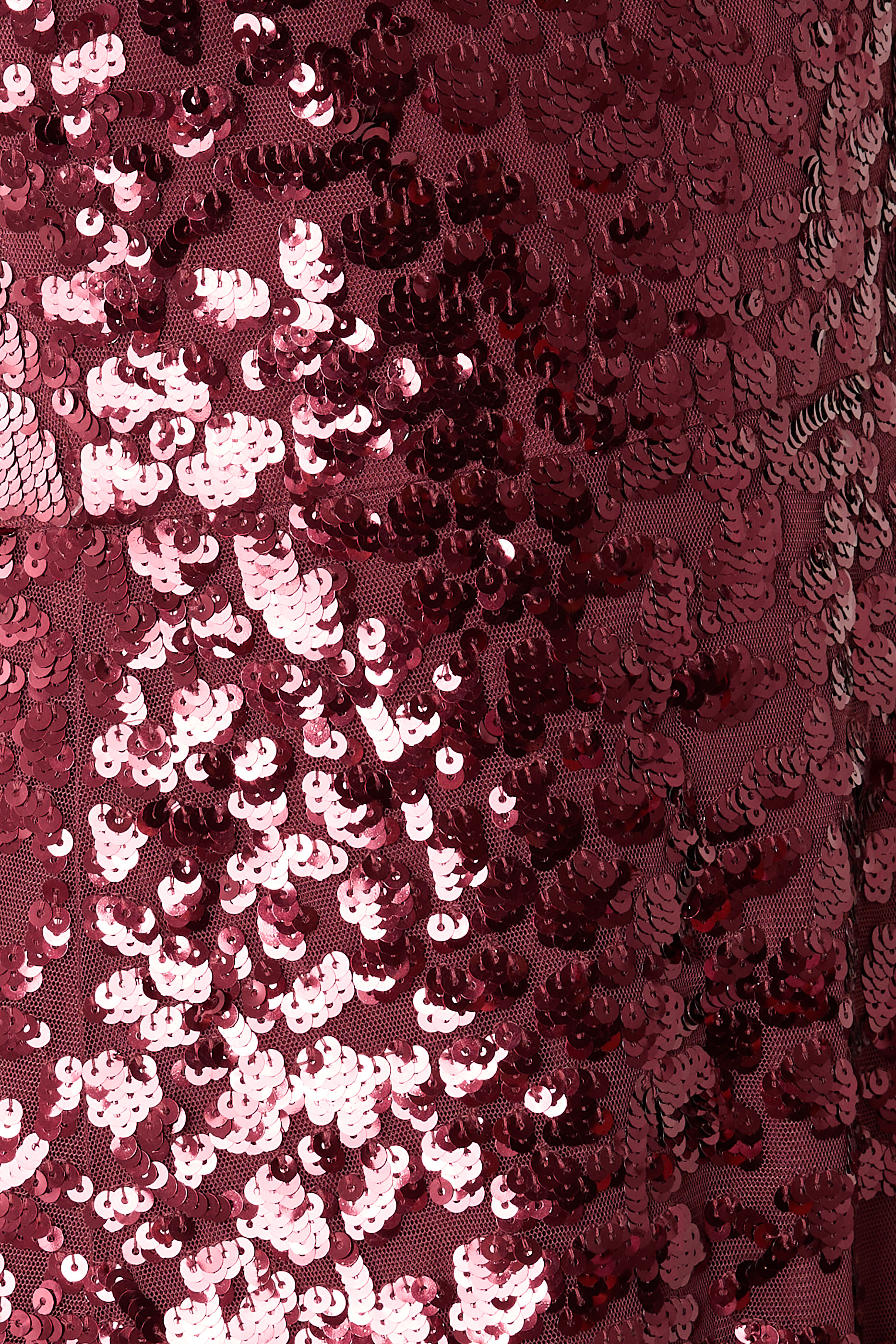 فستان سهرة روزانا بتطريزات شبكية وياقة مستديرة 