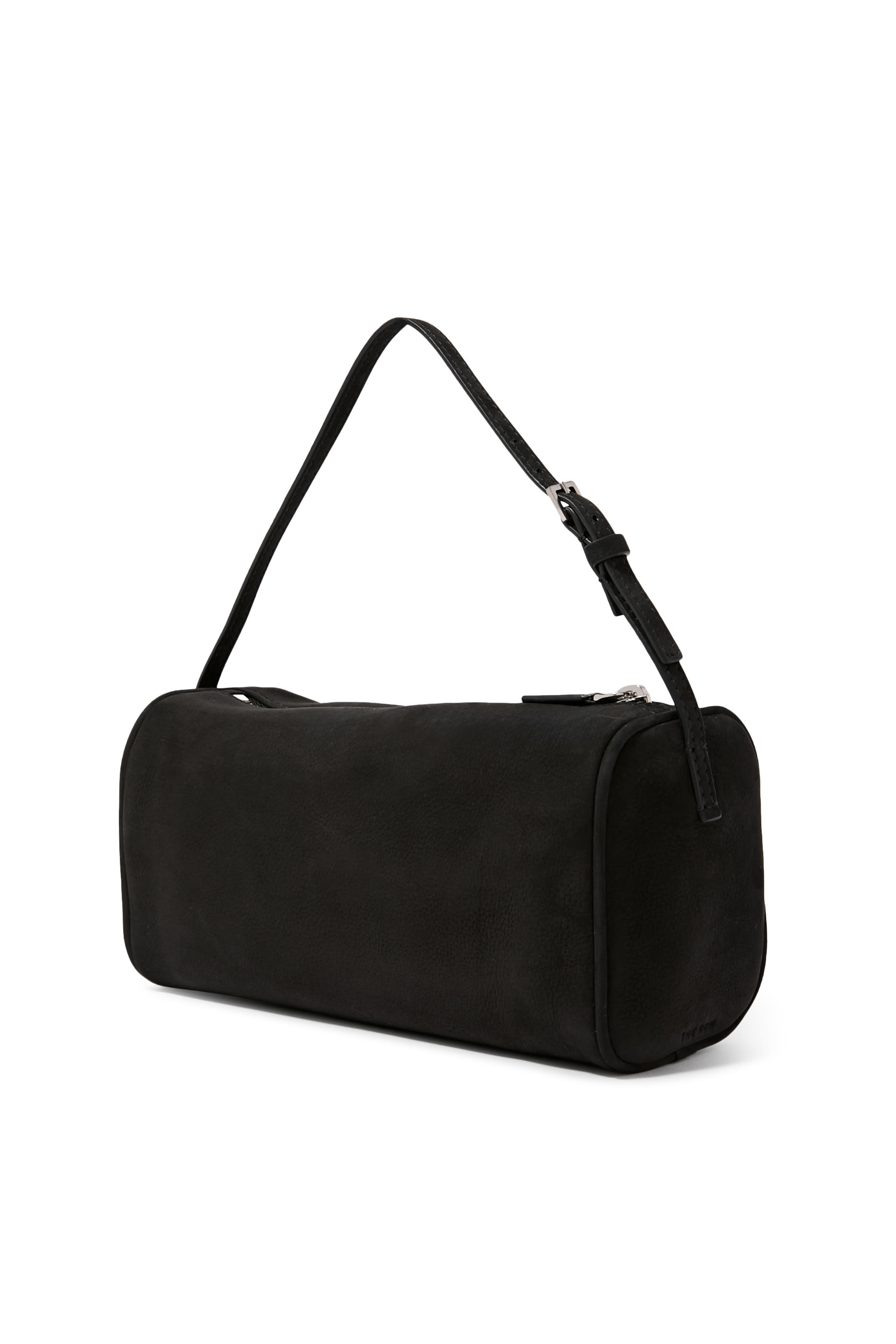 حقيبة بتصميم مستوحى من التسعينات