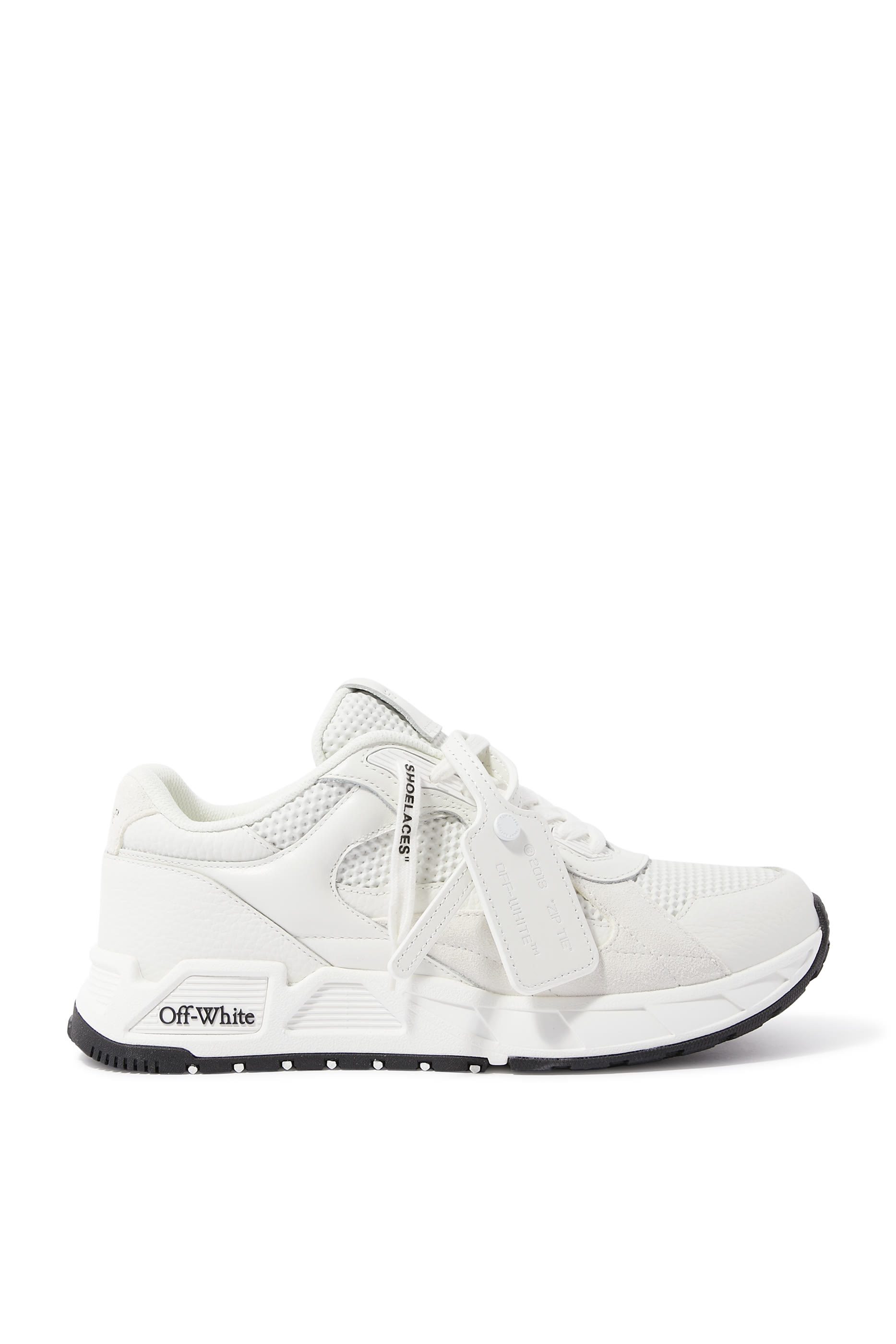 سنيكرز كيك اوف جلد