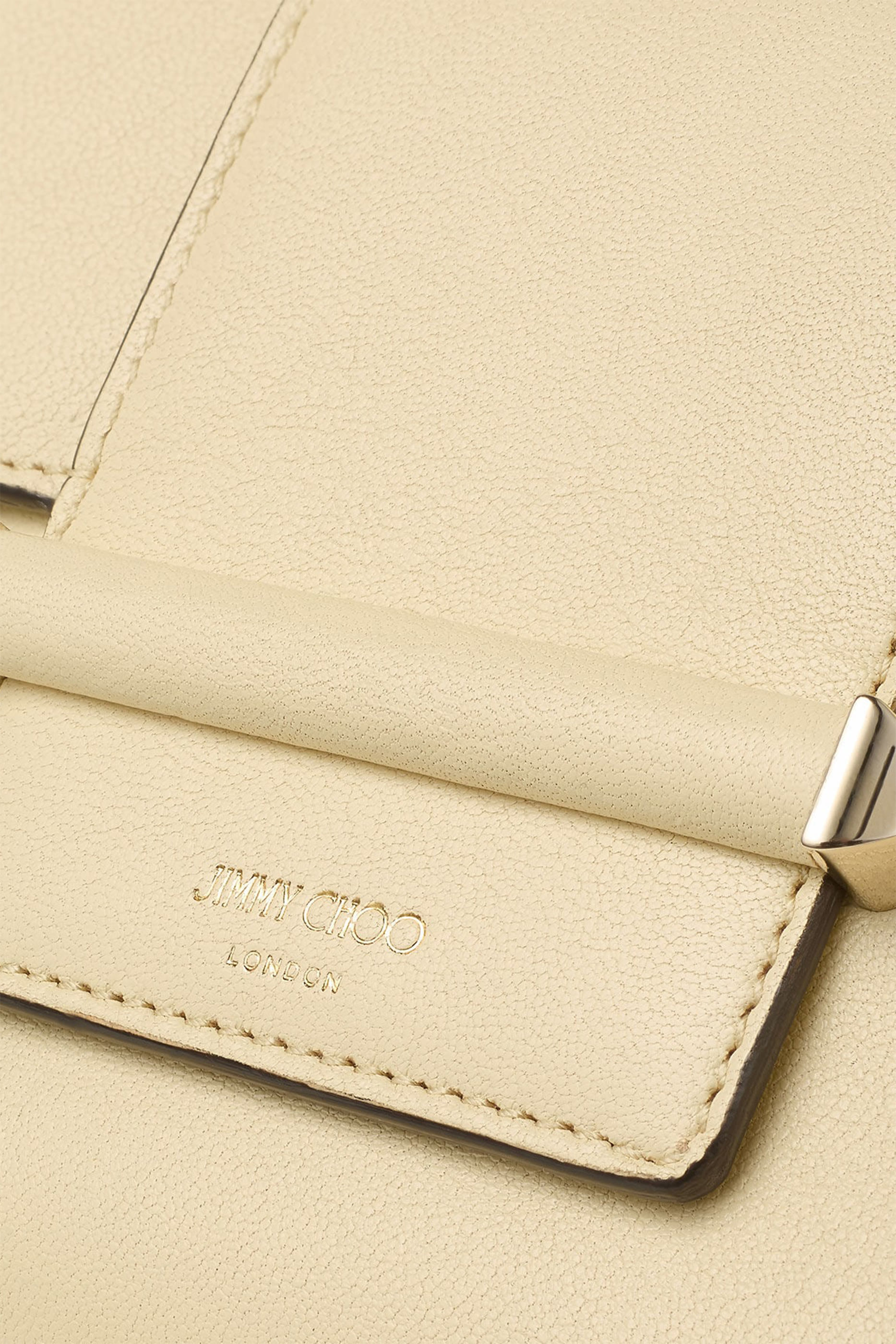 محفظة بحلية وحمالة سلسلة